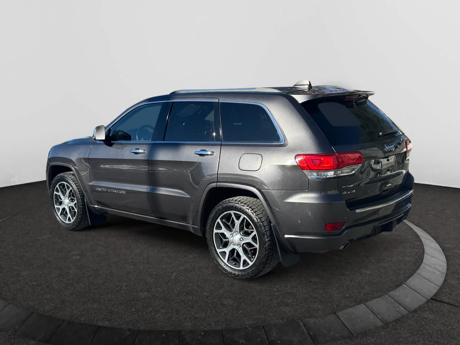 used 2019 Jeep Grand Cherokee car, priced at $23,798