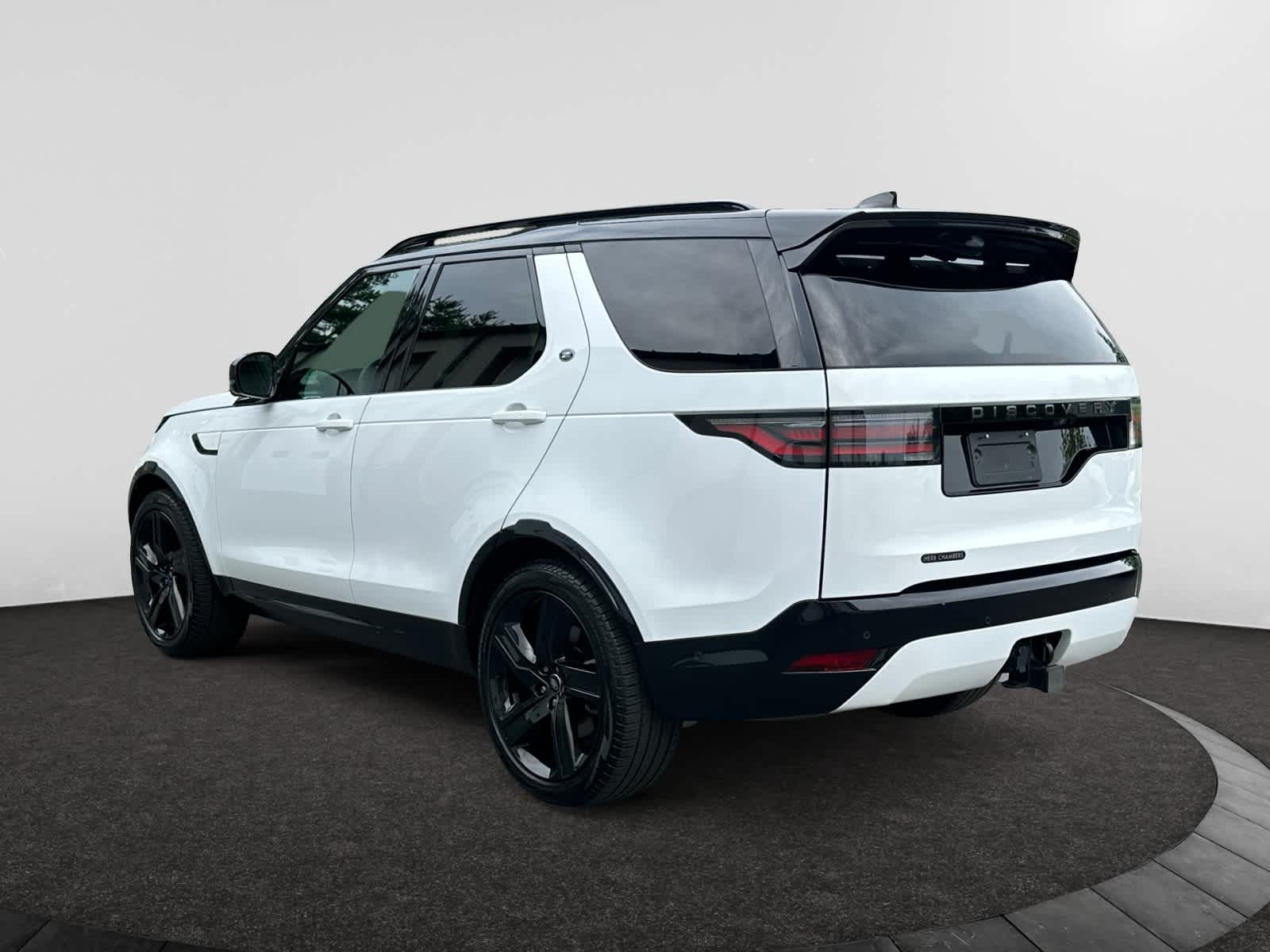 used 2024 Land Rover Discovery car, priced at $63,798