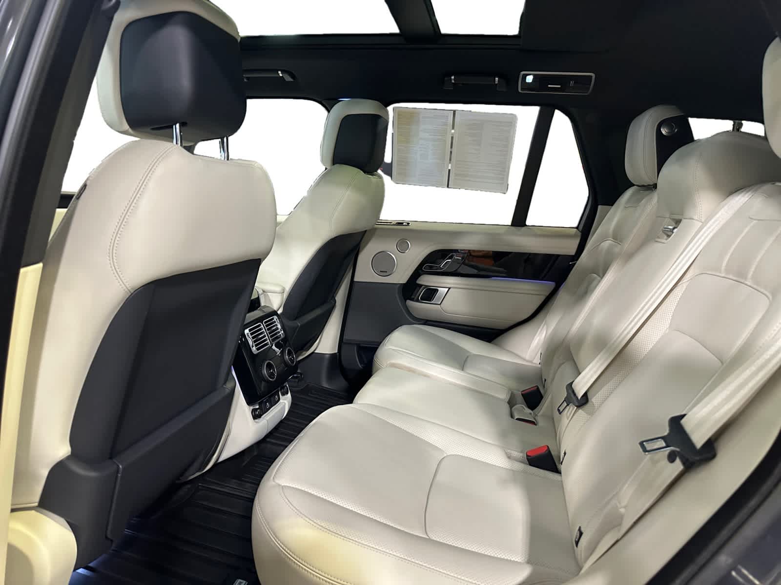 used 2022 Land Rover Range Rover car, priced at $59,998