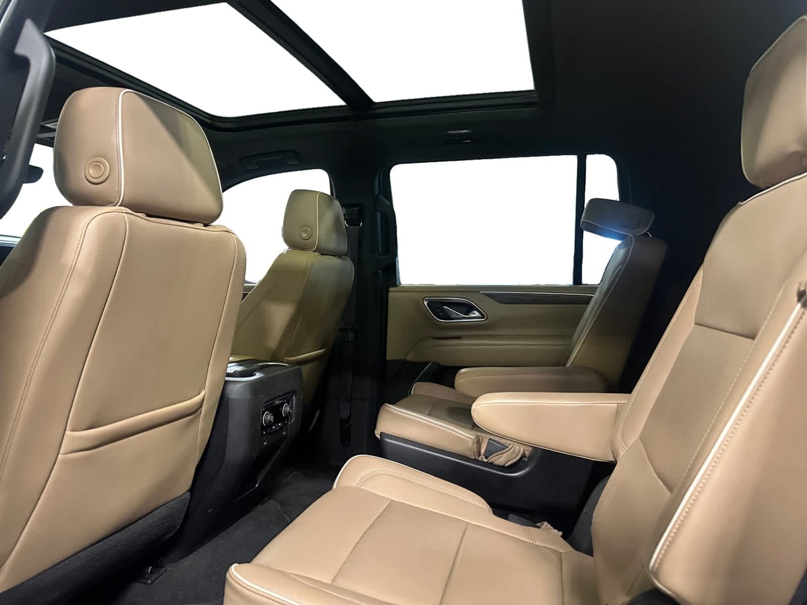 used 2021 Chevrolet Suburban car, priced at $50,998