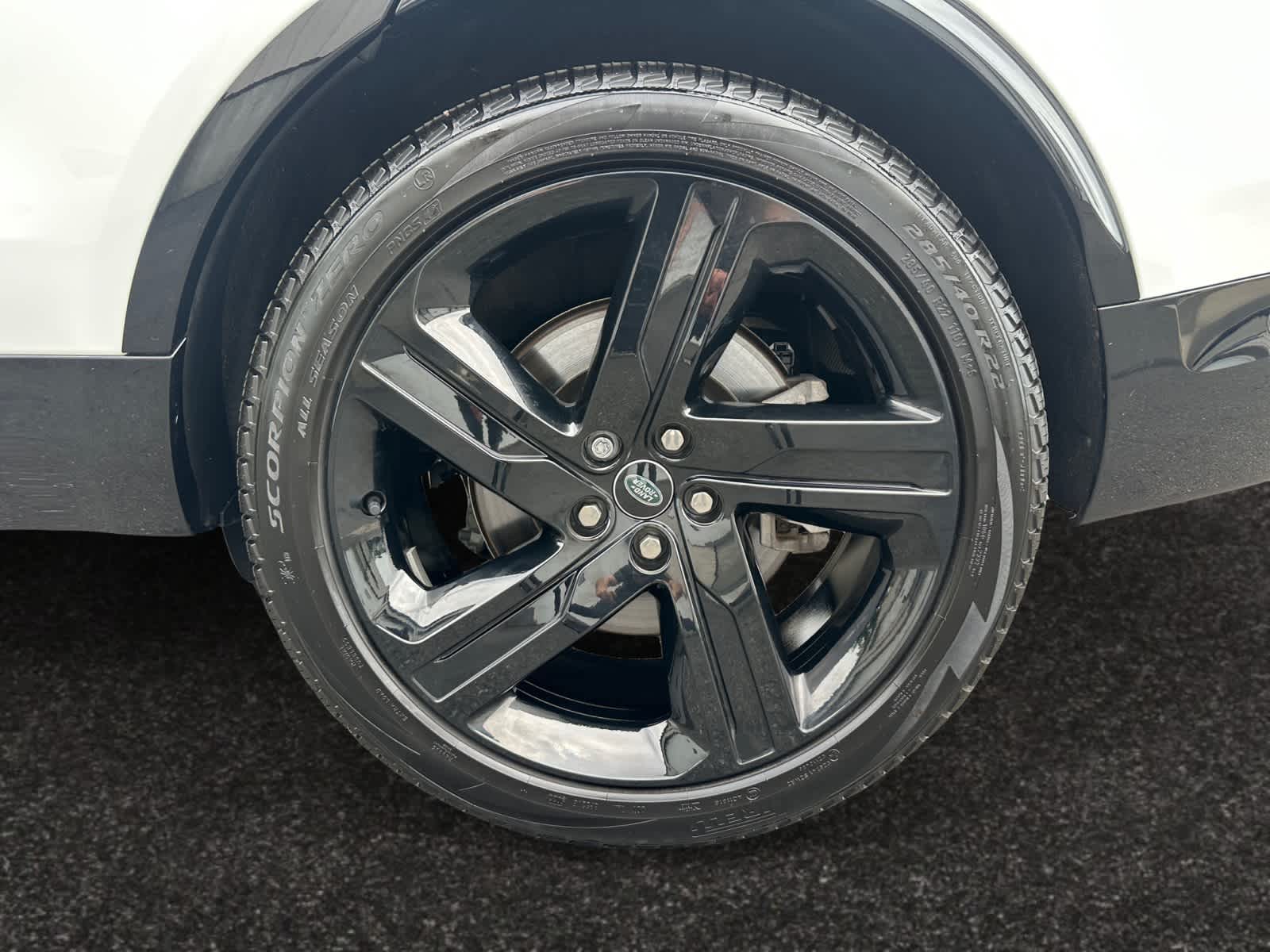 used 2024 Land Rover Discovery car, priced at $63,798