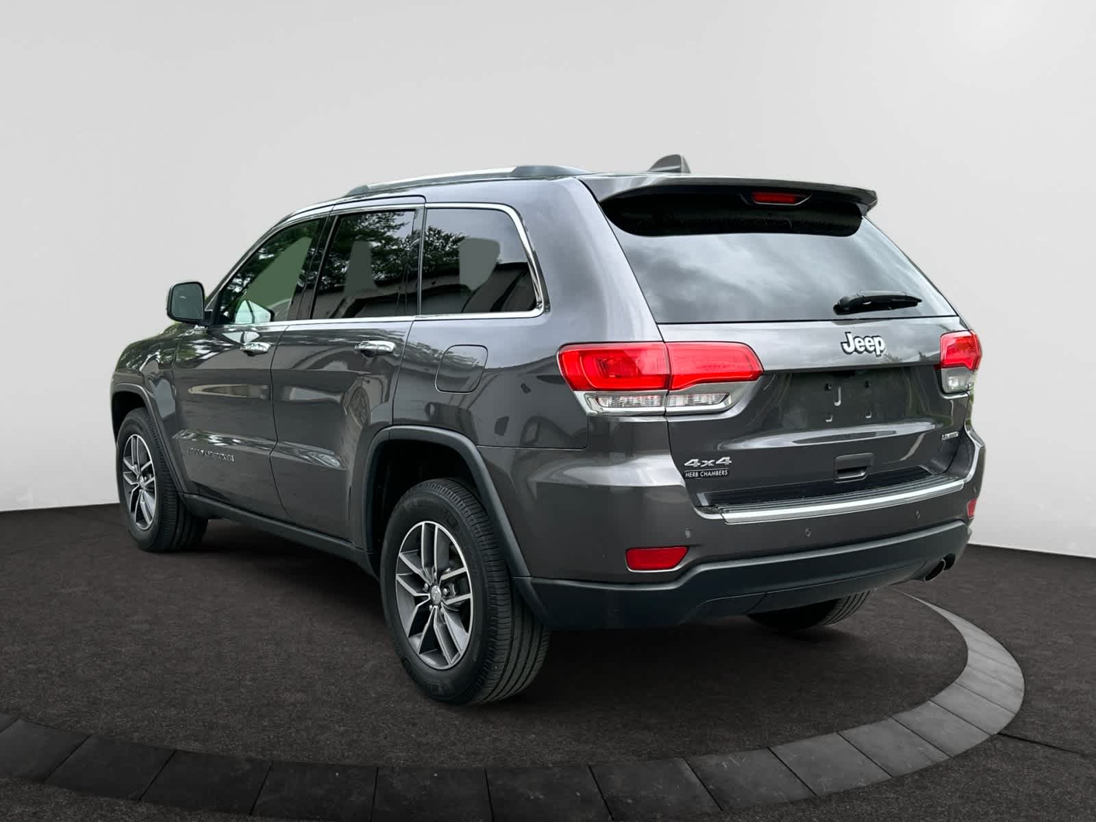 used 2018 Jeep Grand Cherokee car, priced at $19,998