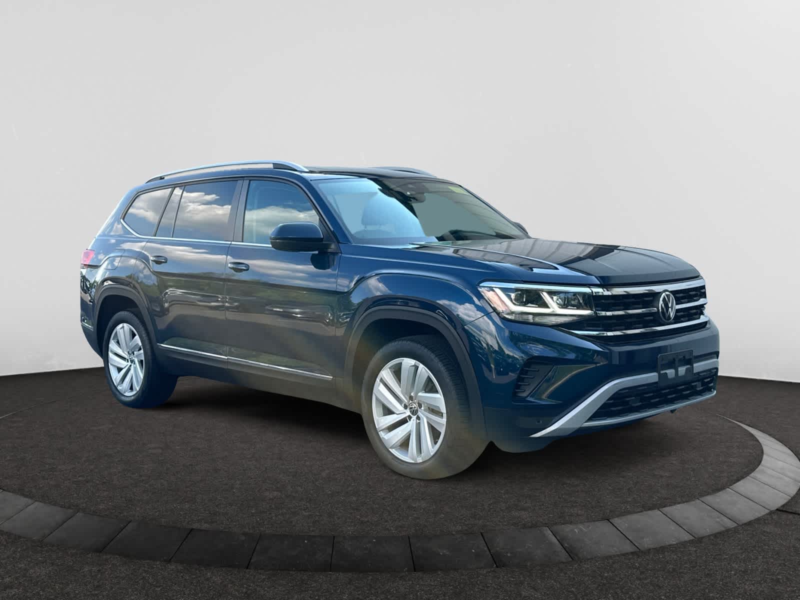 used 2021 Volkswagen Atlas car, priced at $27,498