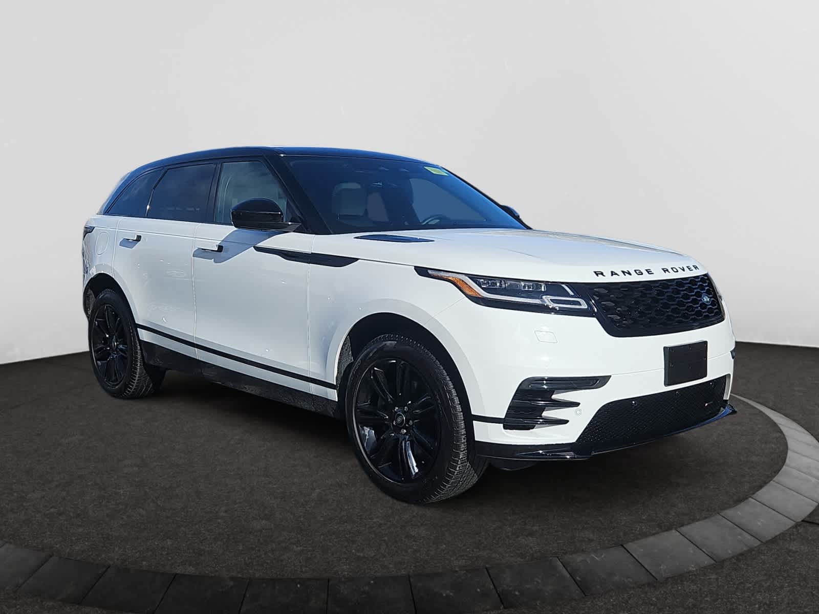 used 2022 Land Rover Range Rover Velar car, priced at $44,698