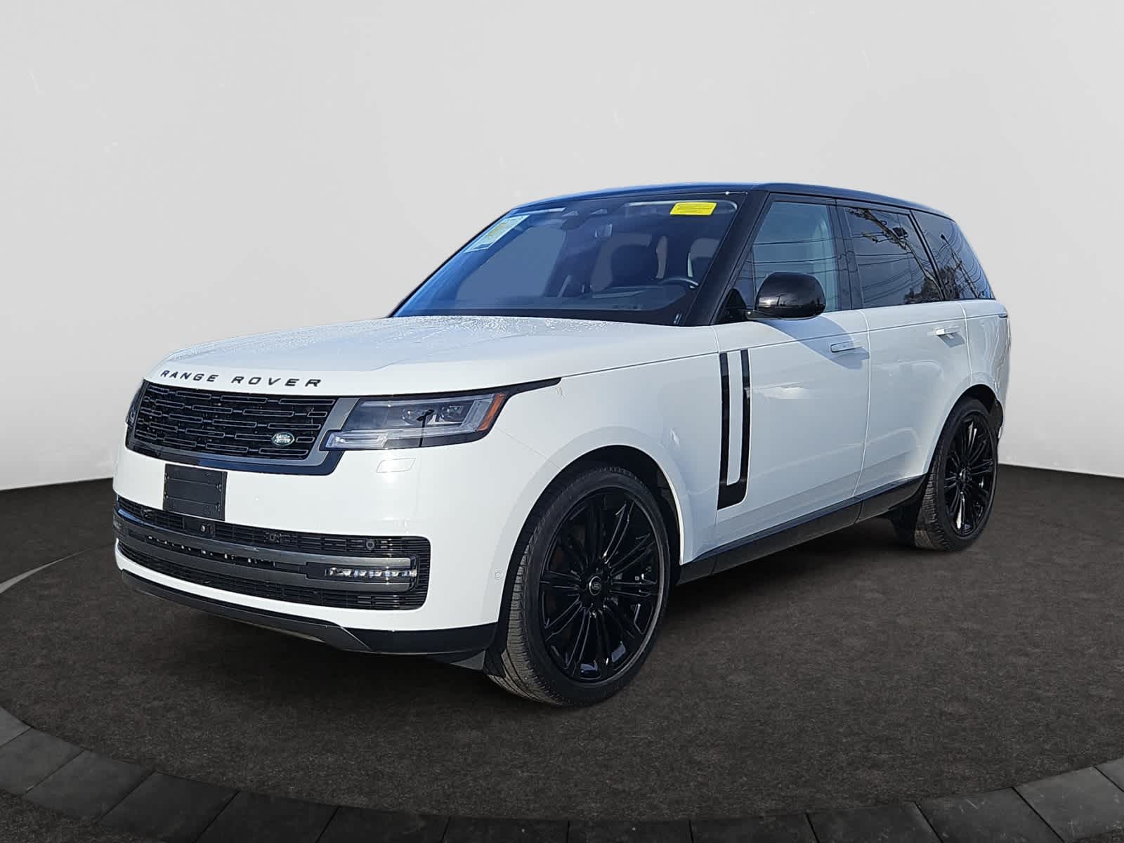 used 2022 Land Rover Range Rover car, priced at $106,998