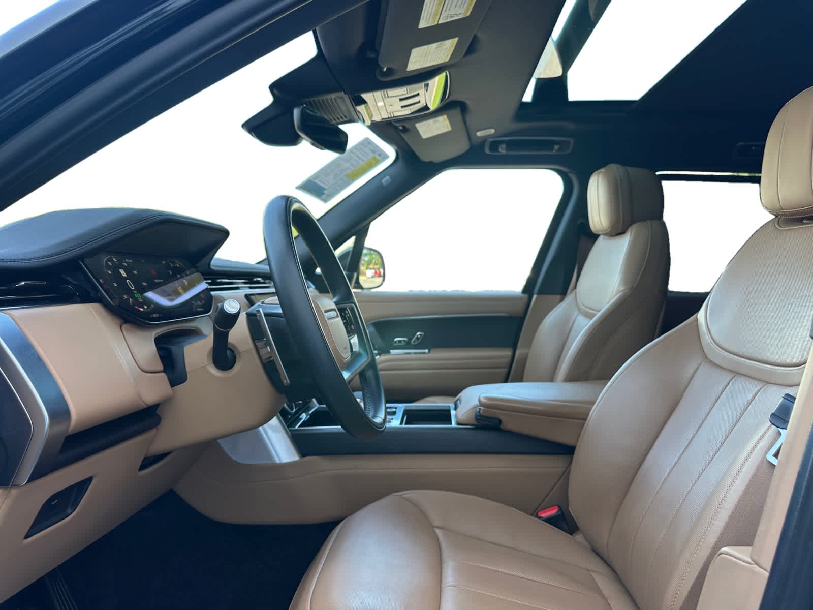 used 2023 Land Rover Range Rover car, priced at $91,998