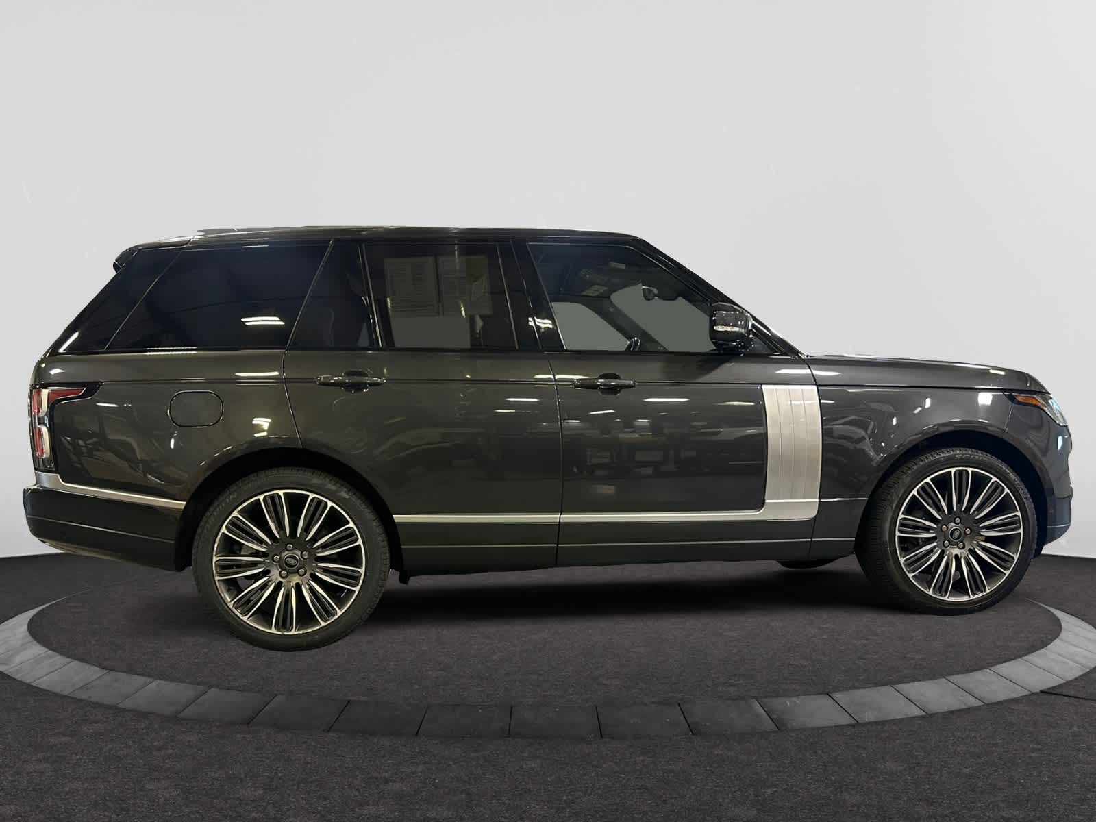 used 2022 Land Rover Range Rover car, priced at $59,998