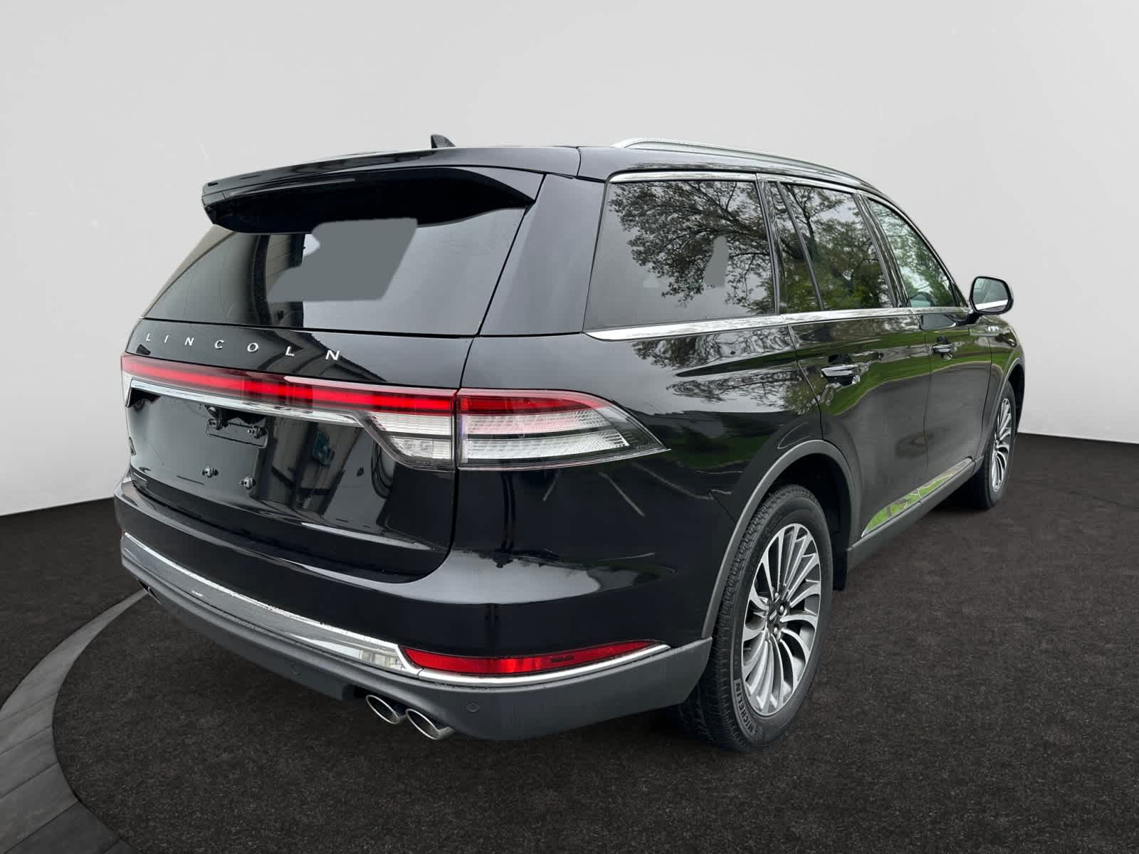 used 2023 Lincoln Aviator car, priced at $43,498