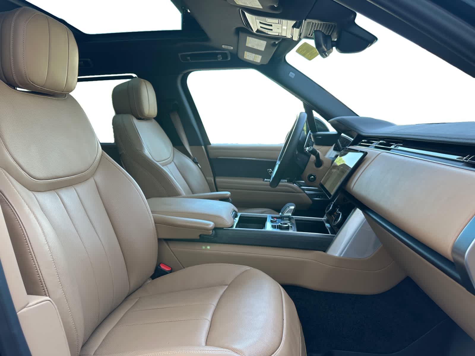 used 2023 Land Rover Range Rover car, priced at $91,998