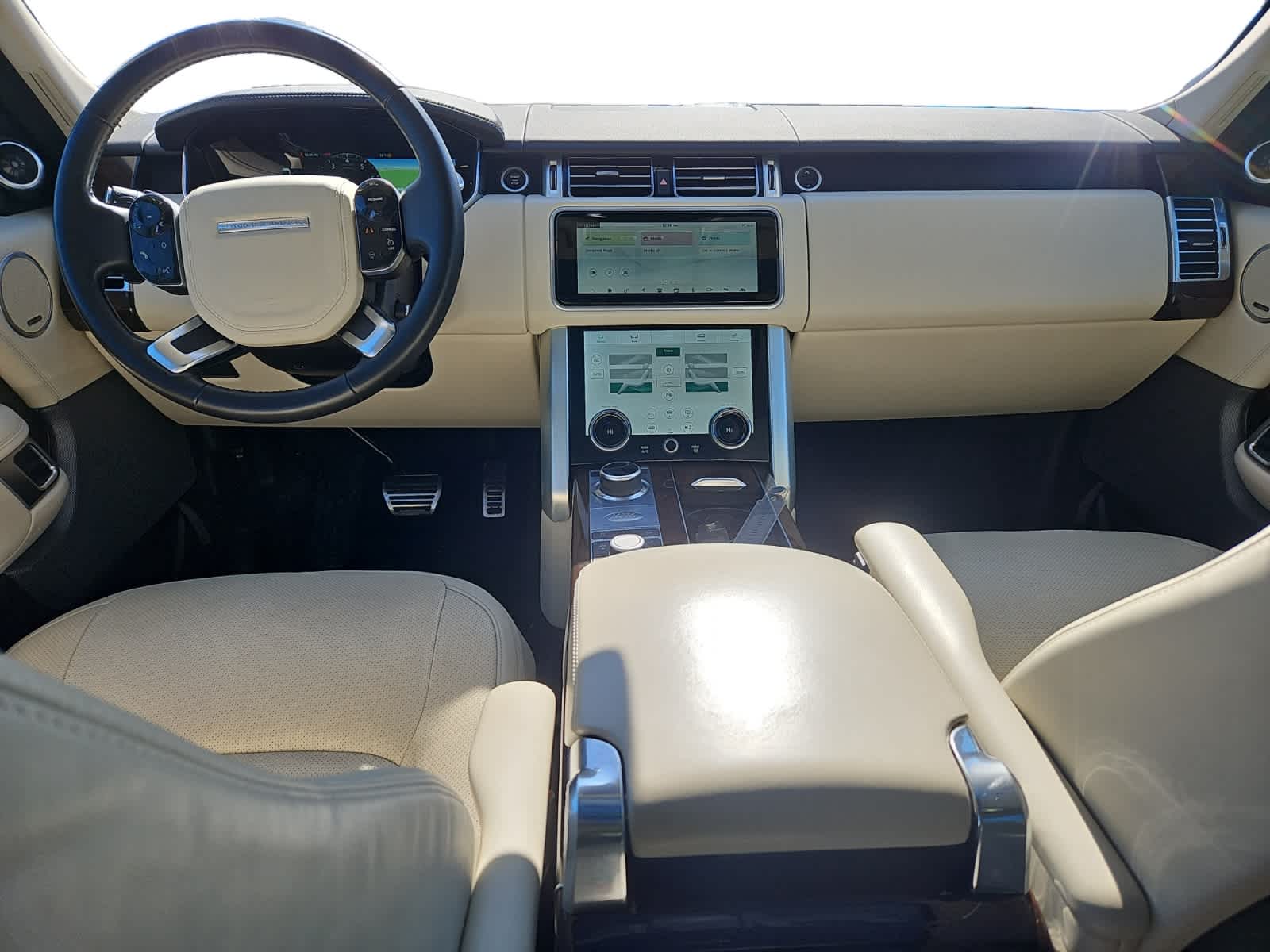 used 2022 Land Rover Range Rover car, priced at $65,998