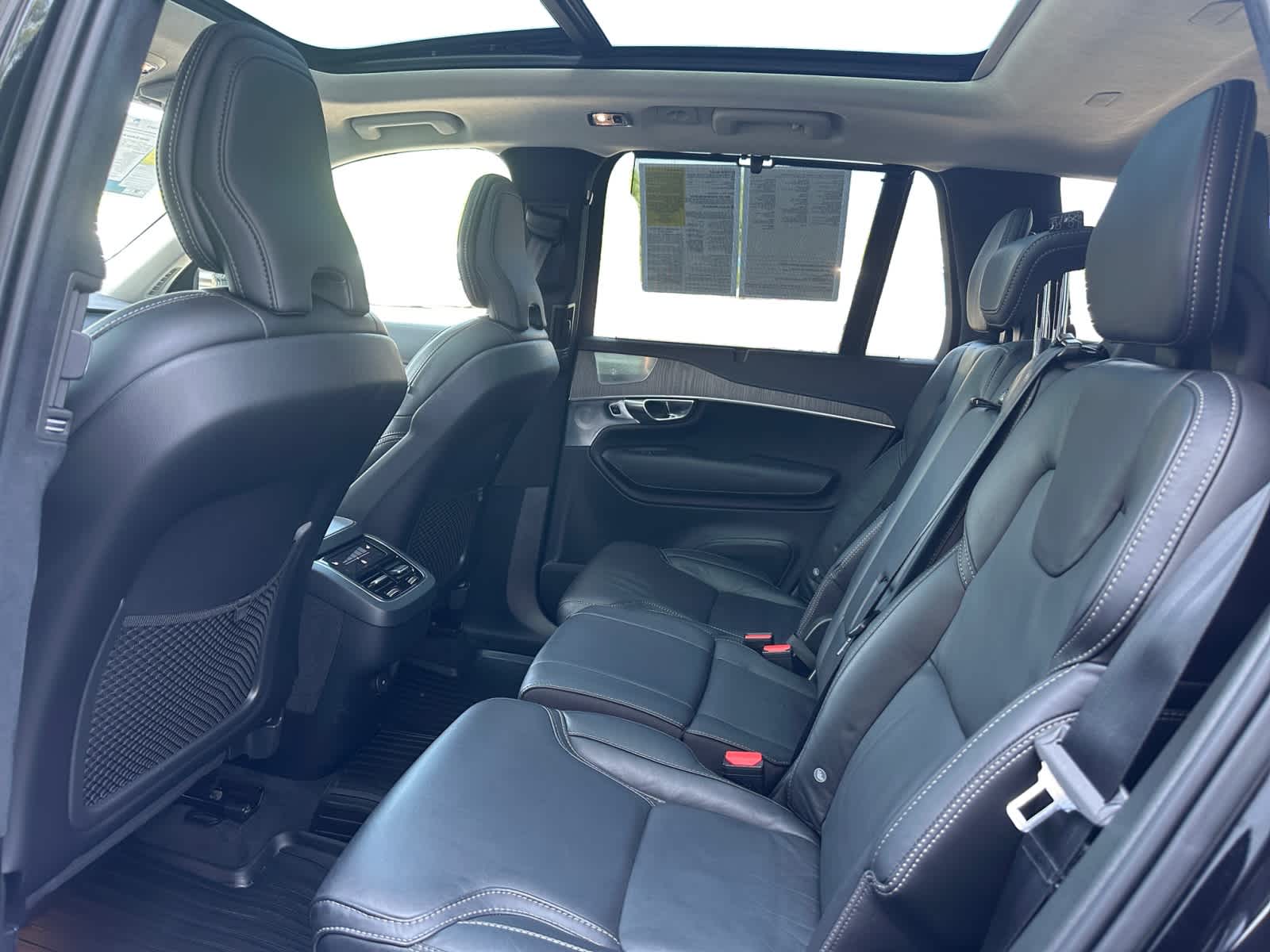 used 2022 Volvo XC90 car, priced at $44,498