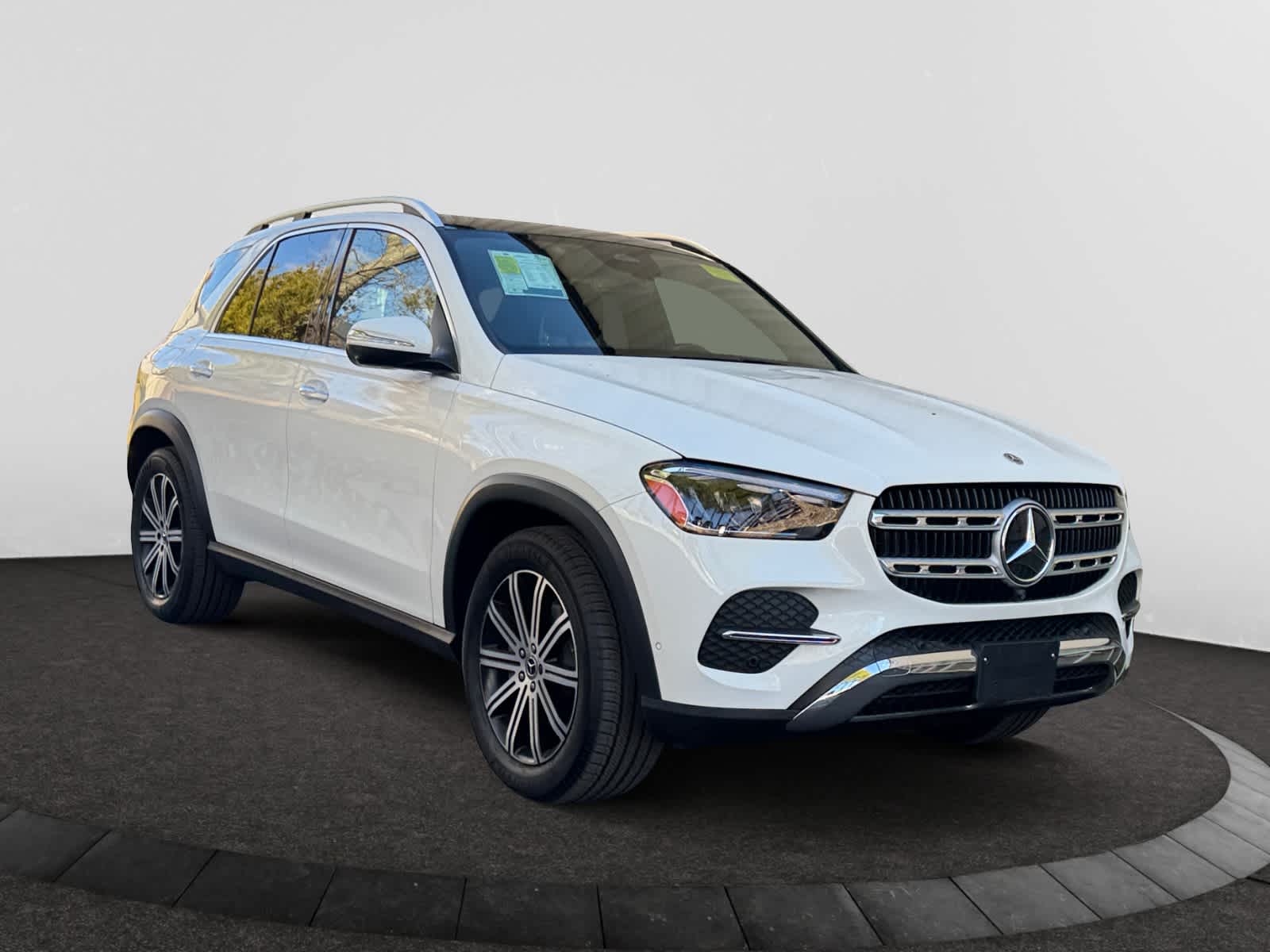 used 2024 Mercedes-Benz GLE car, priced at $59,498