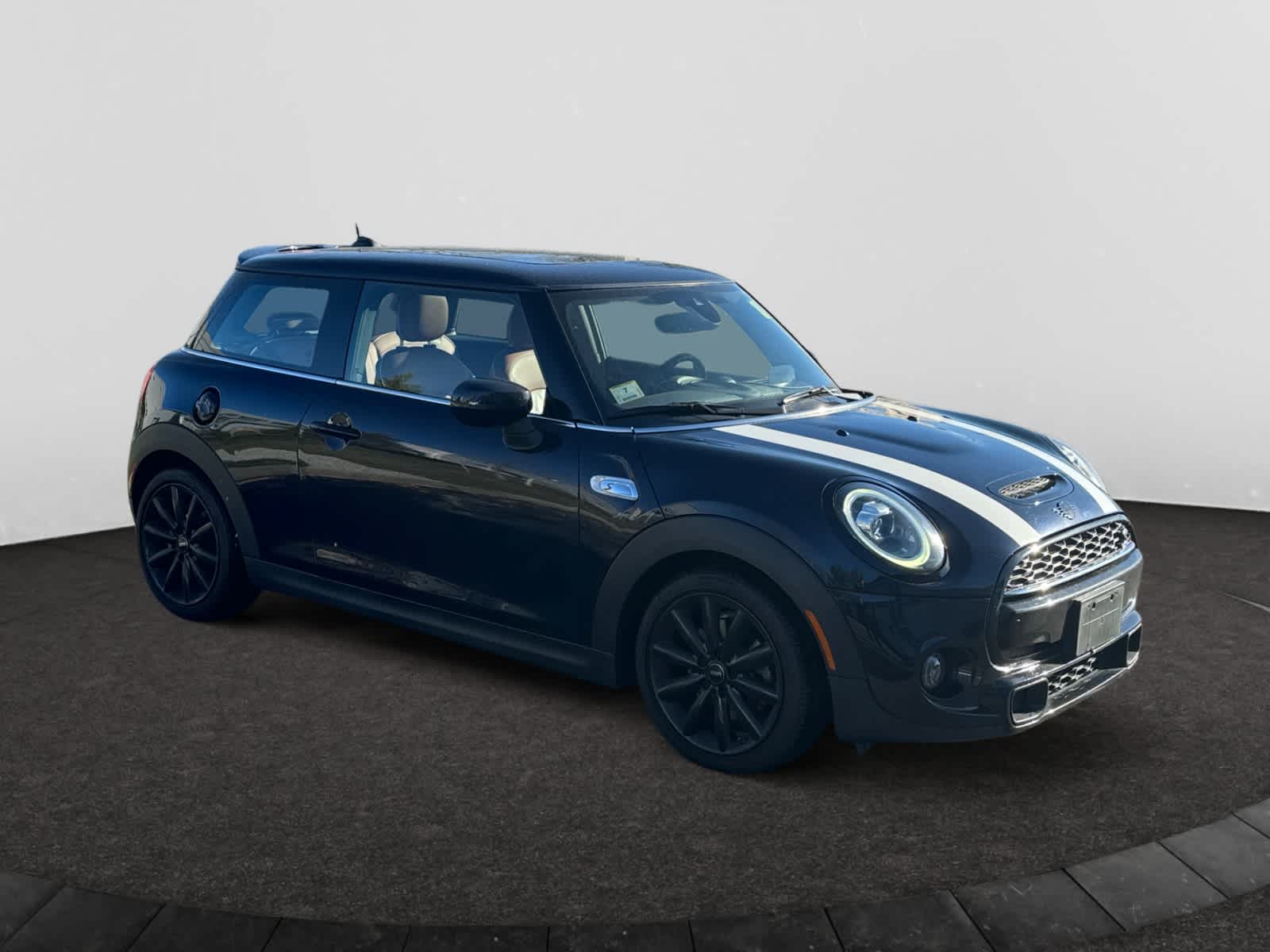 used 2020 MINI Hardtop 2 Door car, priced at $19,998