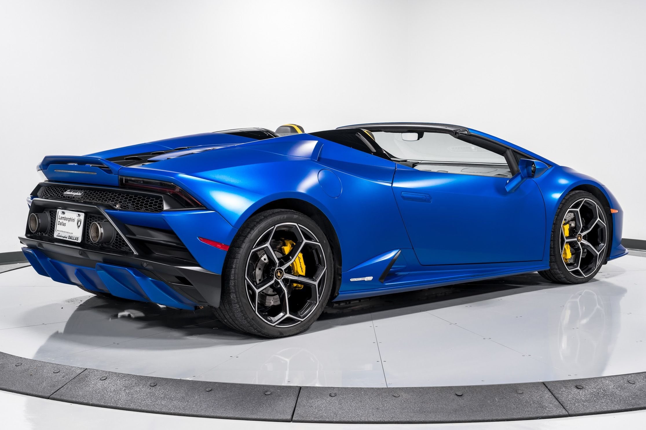 used 2022 Lamborghini Huracan EVO Spyder car, priced at $269,999