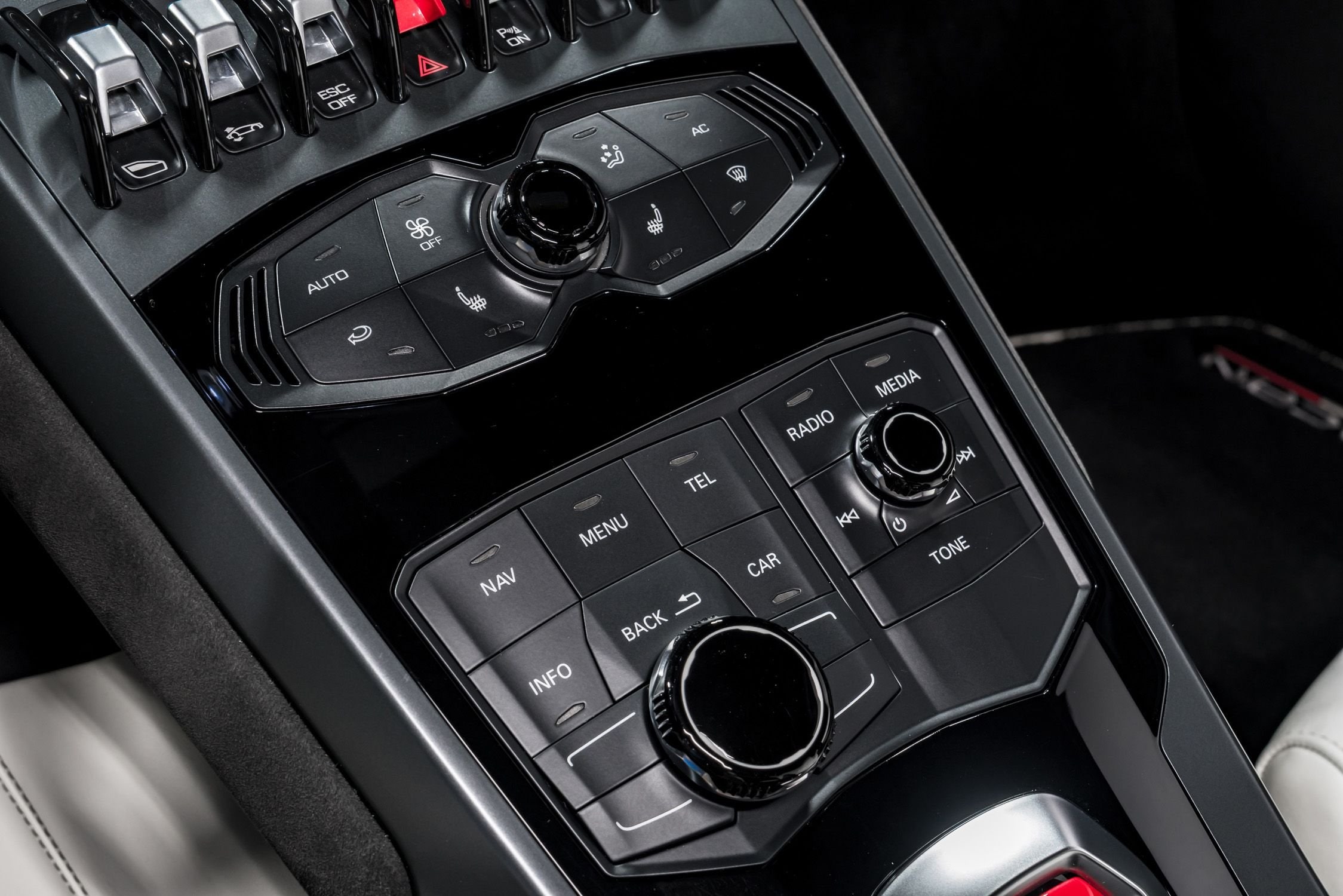used 2015 Lamborghini Huracan LP610-4 Coupe car, priced at $219,999