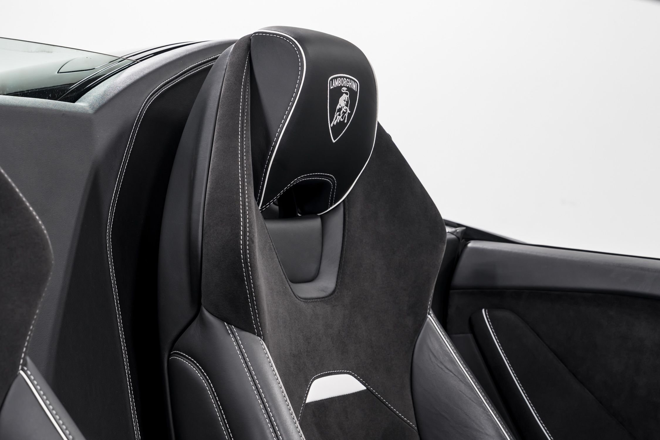 used 2020 Lamborghini Huracan Evo Spyder AWD car, priced at $289,999