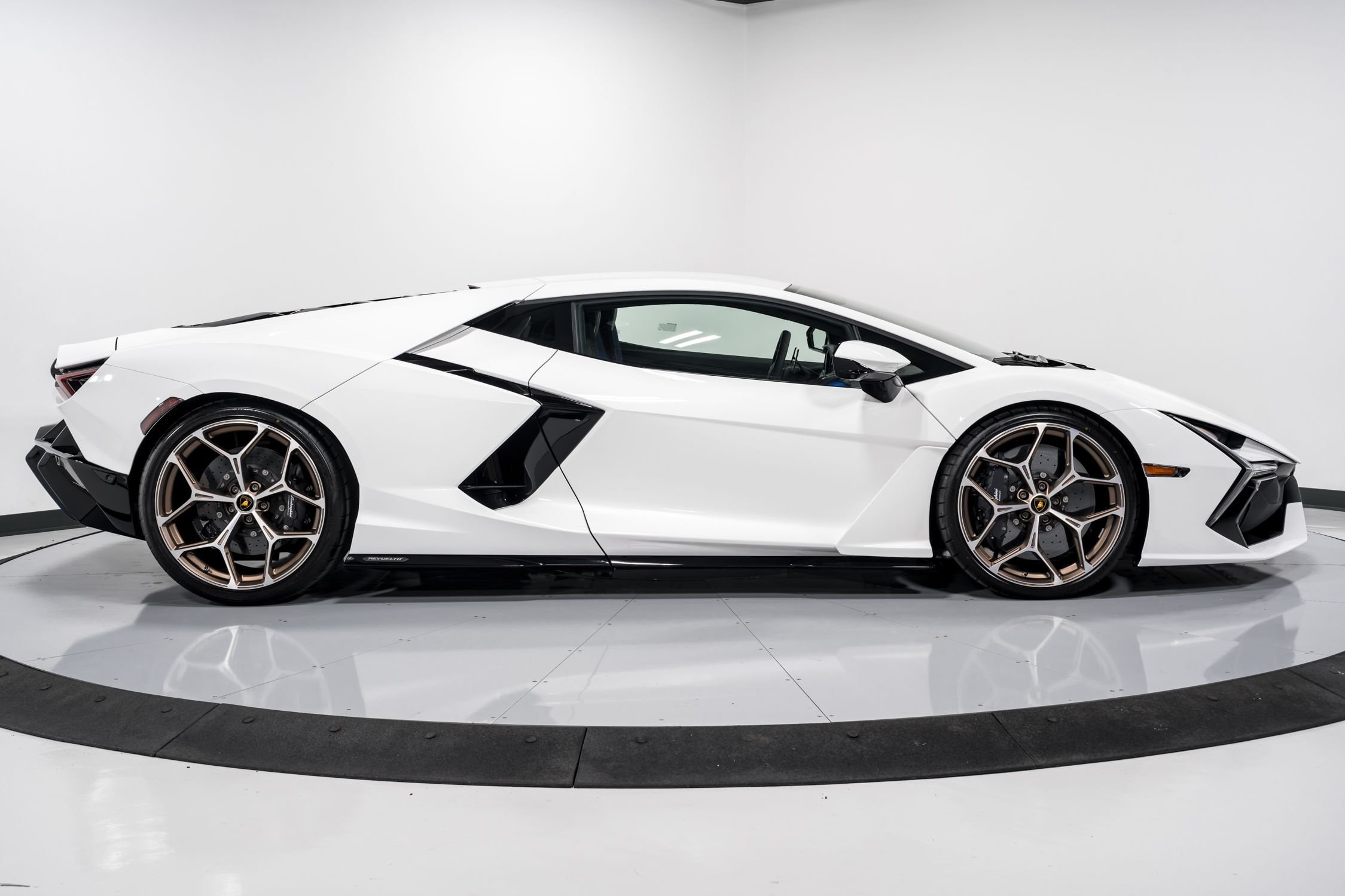 used 2024 Lamborghini Revuelto car, priced at $769,999