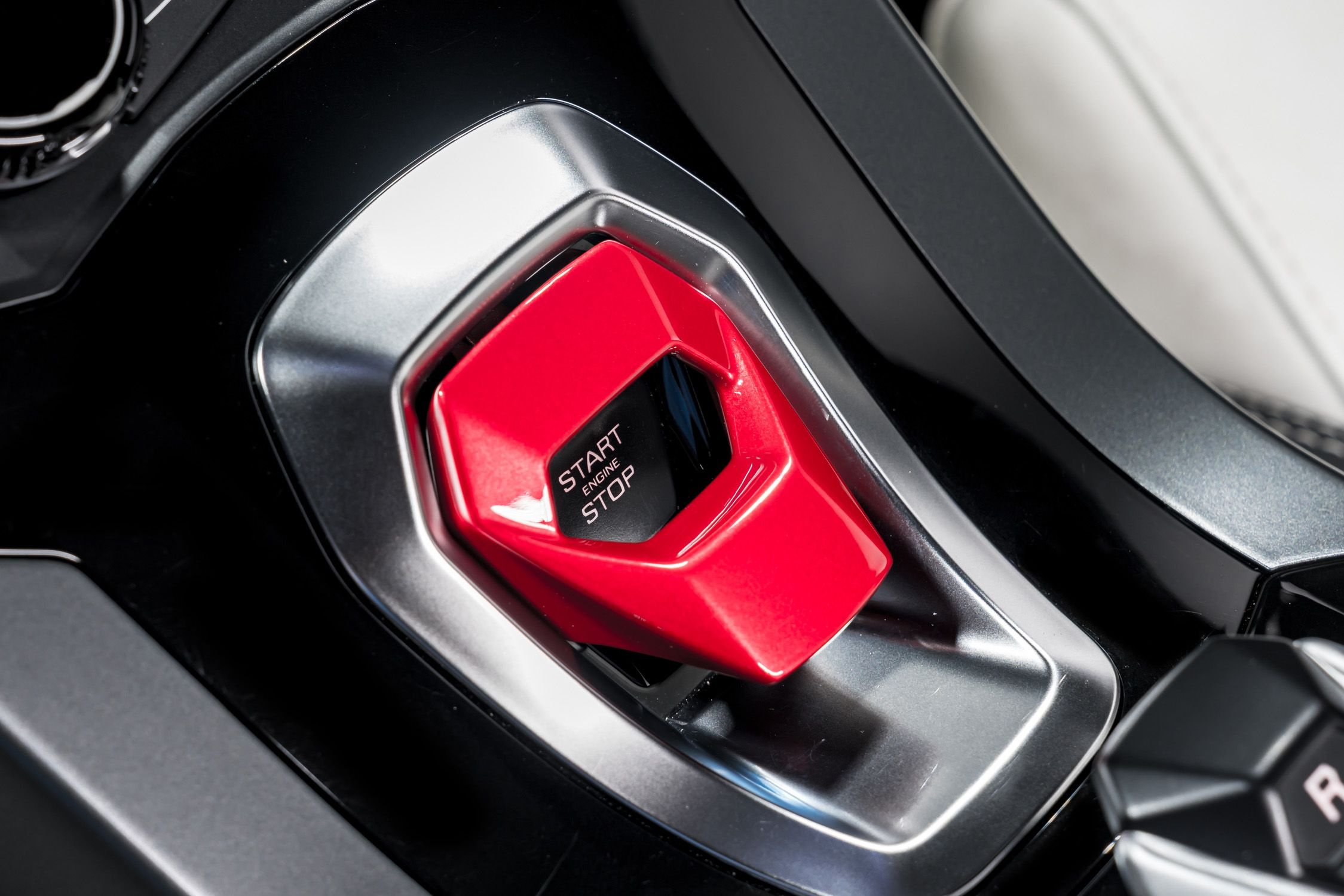 used 2015 Lamborghini Huracan LP610-4 Coupe car, priced at $219,999