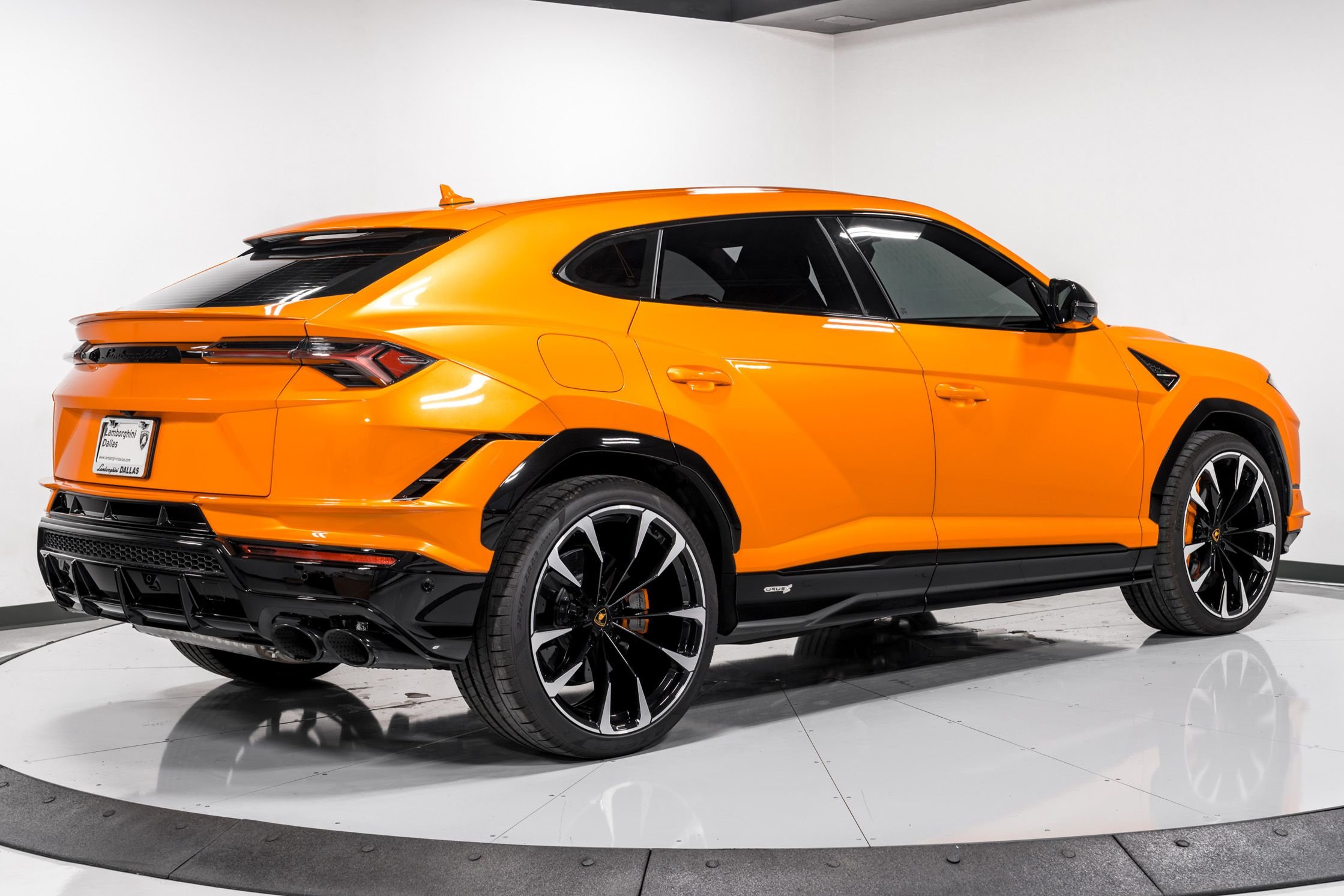 used 2024 Lamborghini Urus S car, priced at $269,999