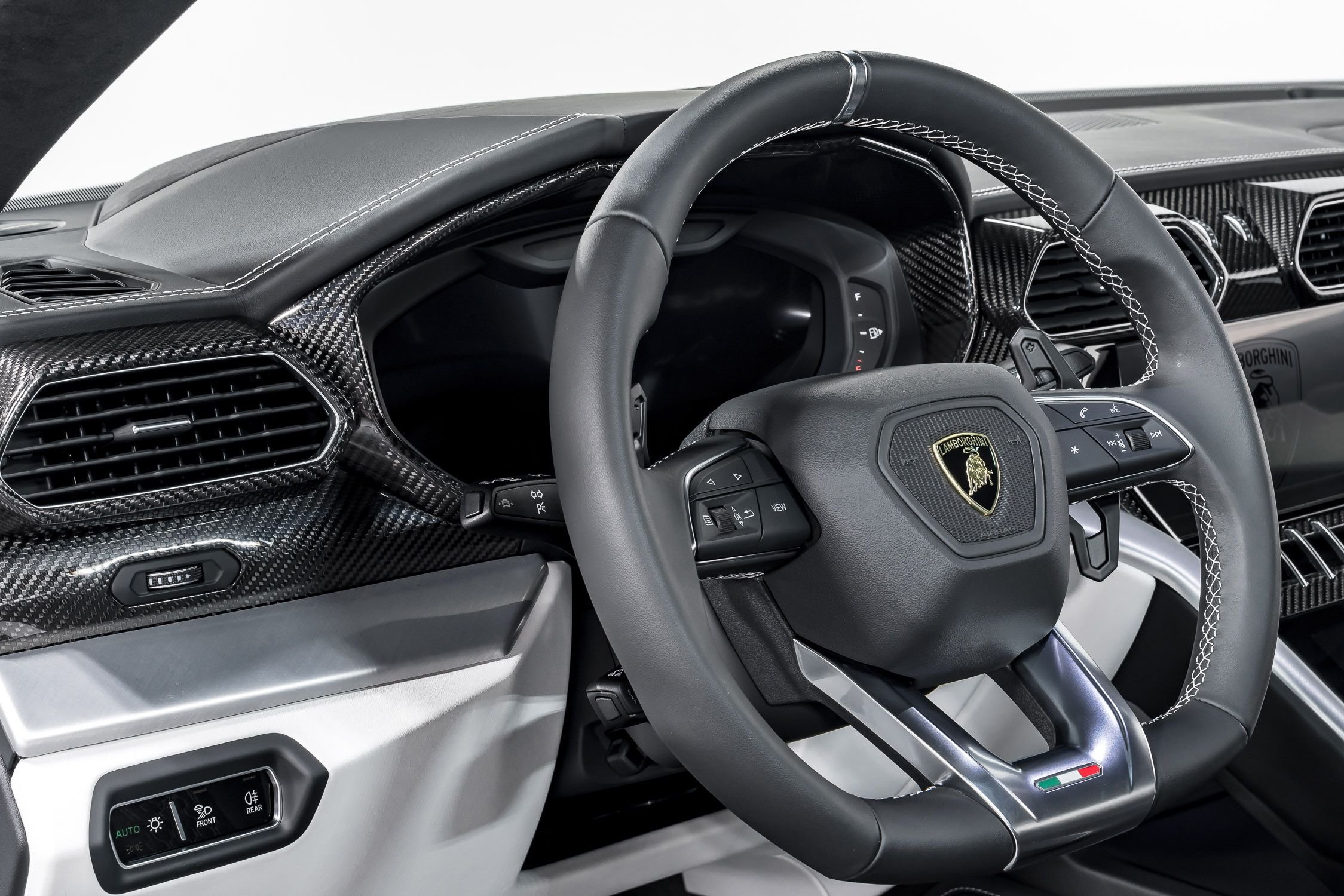 used 2023 Lamborghini Urus S car, priced at $329,999