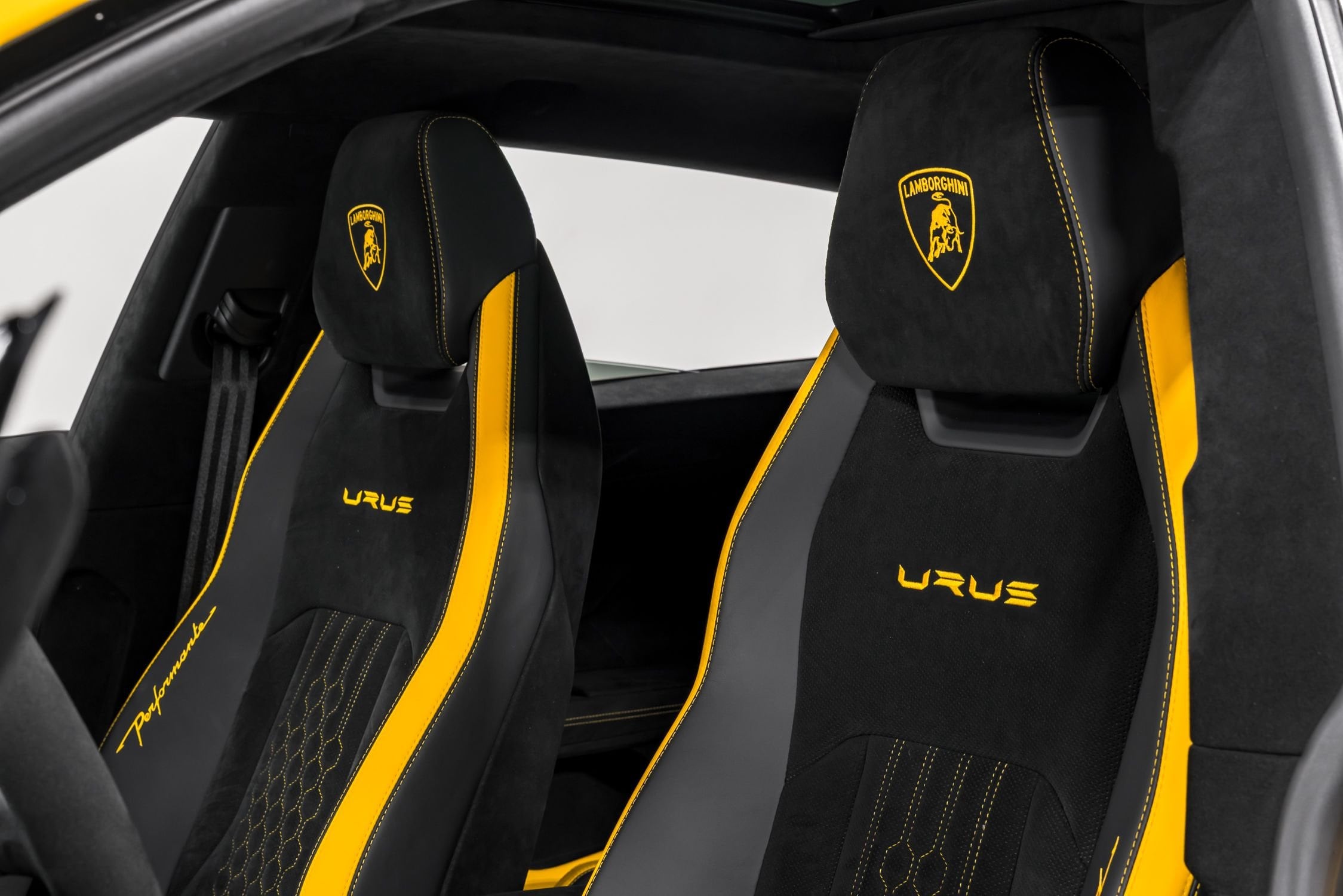 used 2023 Lamborghini Urus Performante car, priced at $279,999