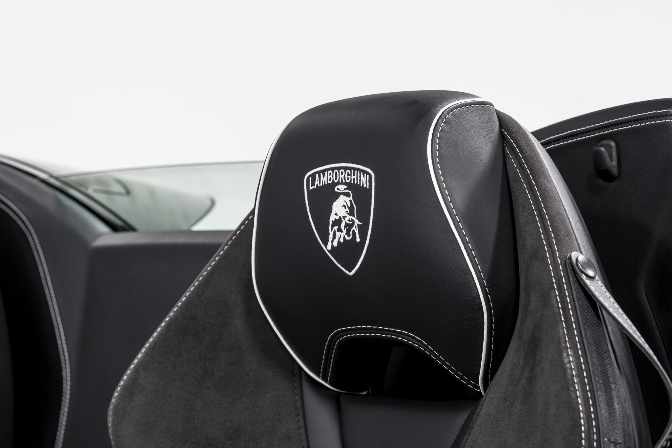 used 2020 Lamborghini Huracan Evo Spyder AWD car, priced at $289,999
