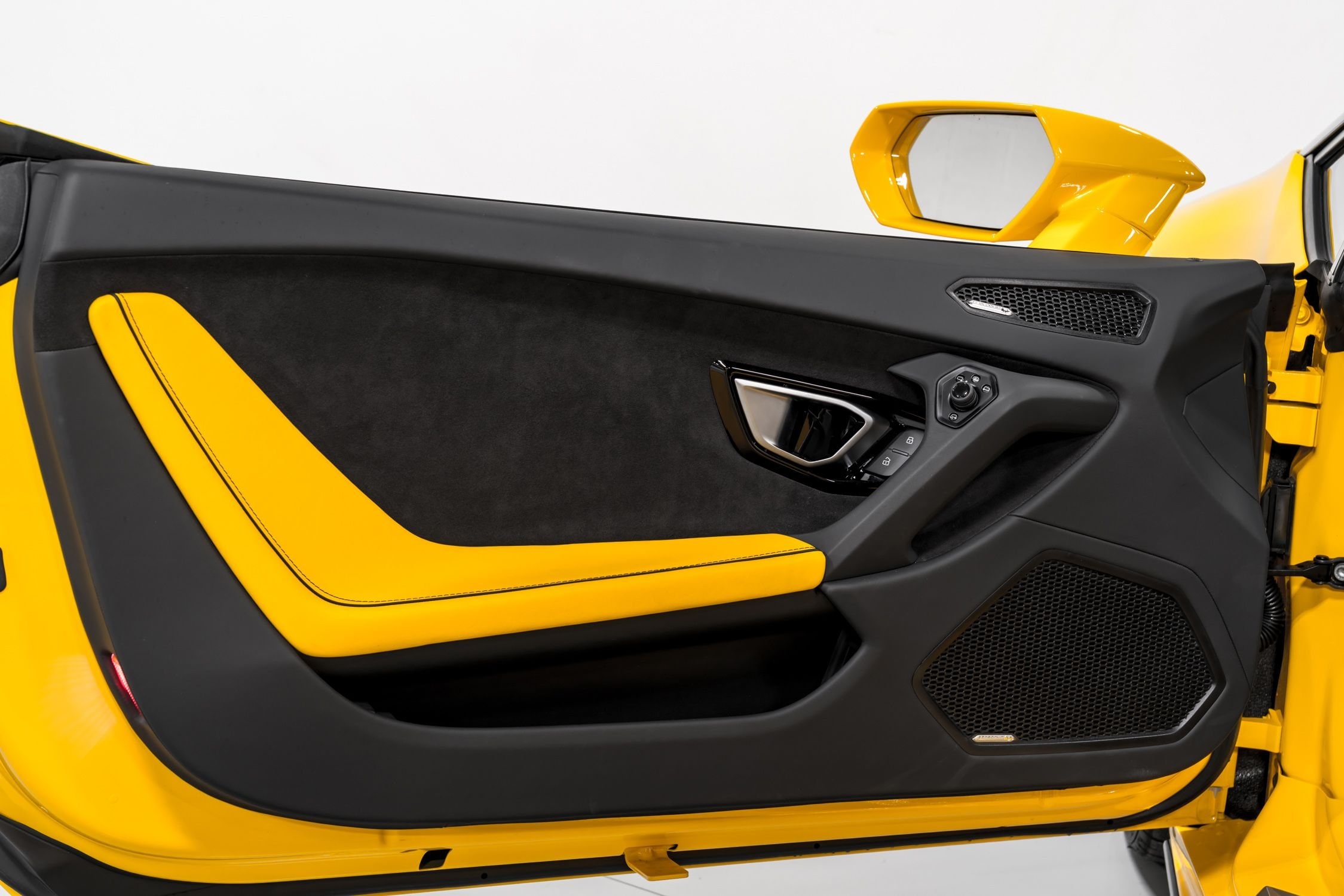 used 2023 Lamborghini Huracan EVO-2 Spyder car, priced at $319,999