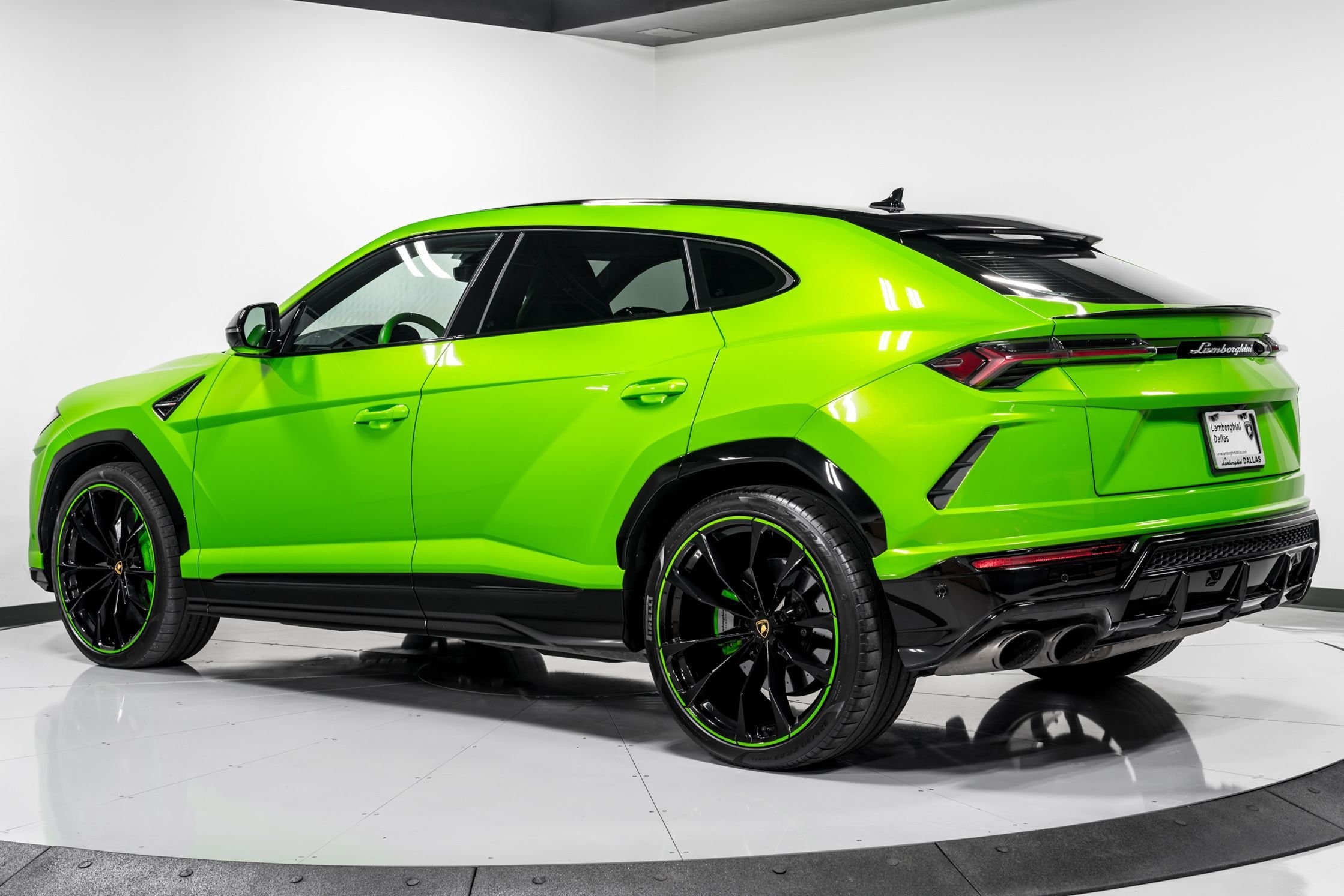 used 2022 Lamborghini Urus car, priced at $239,999