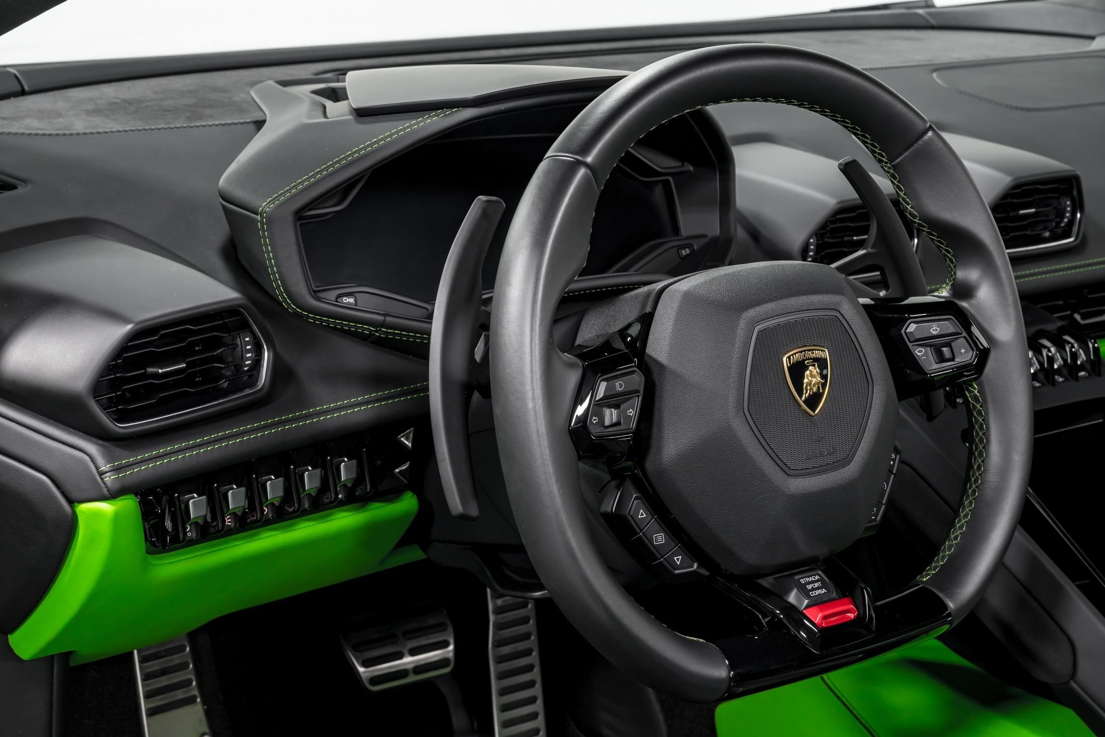 used 2022 Lamborghini Huracan EVO Coupe RWD car, priced at $274,999