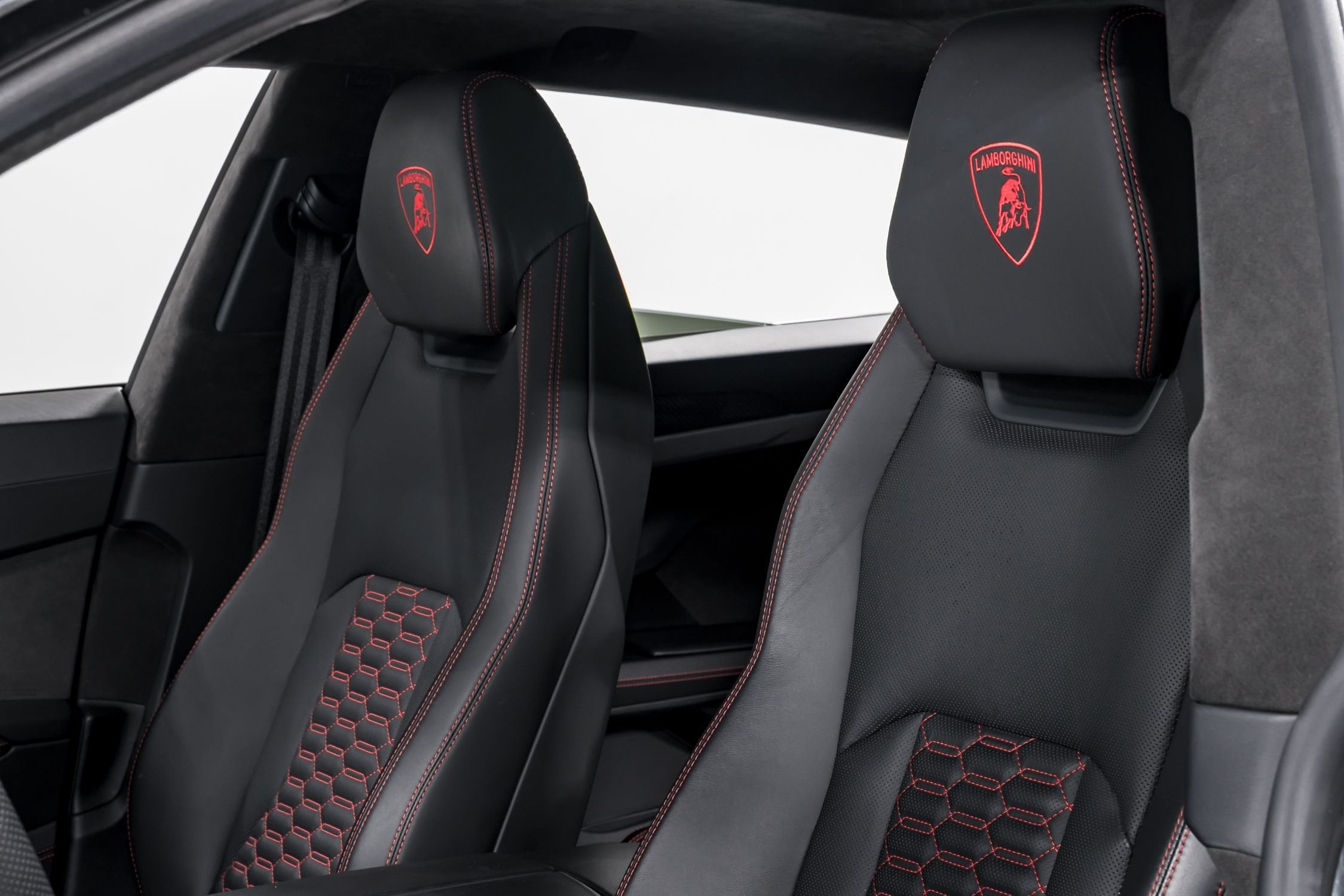 used 2020 Lamborghini Urus car, priced at $199,999