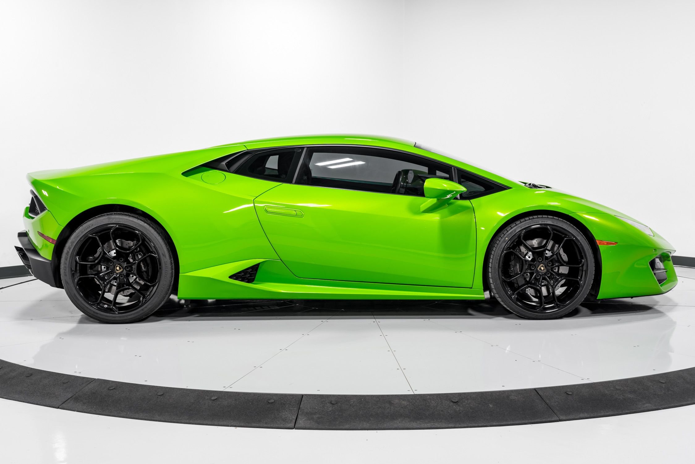 used 2018 Lamborghini Huracan LP580-2 car, priced at $204,999