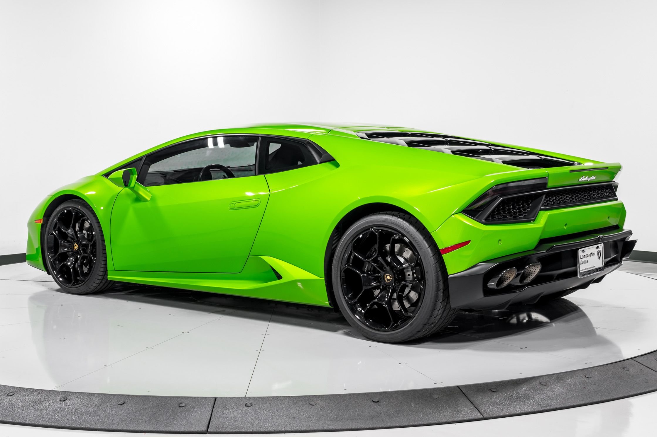 used 2018 Lamborghini Huracan LP580-2 car, priced at $204,999