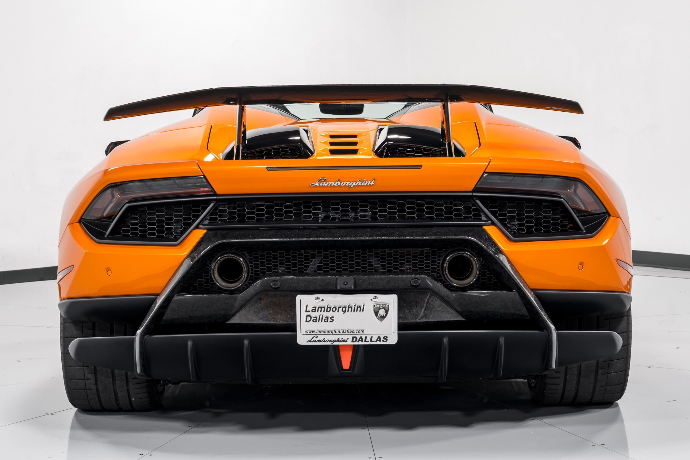 used 2019 Lamborghini Huracan Performante Spyder car, priced at $319,999