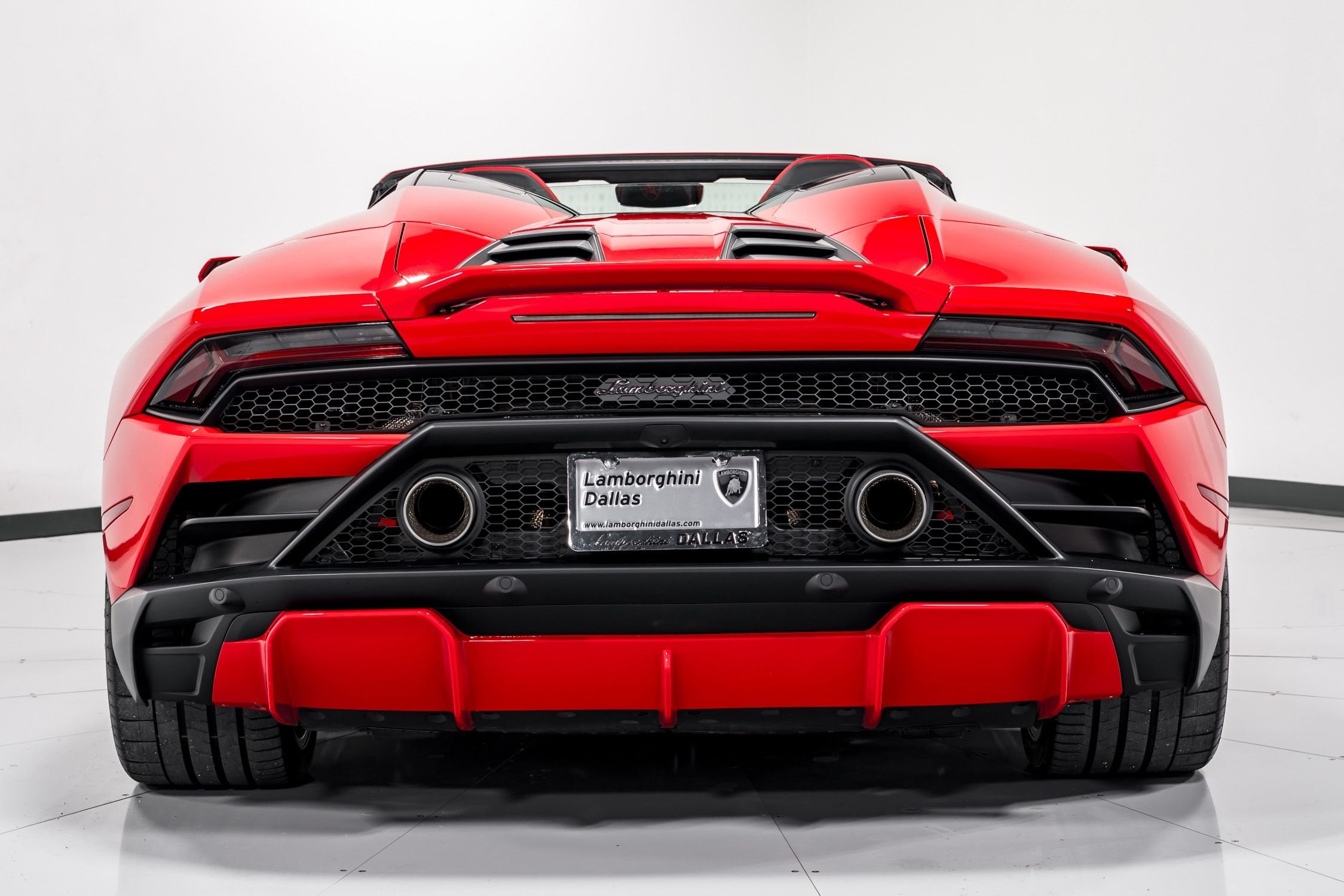 used 2023 Lamborghini Huracan EVO Spyder car, priced at $324,999