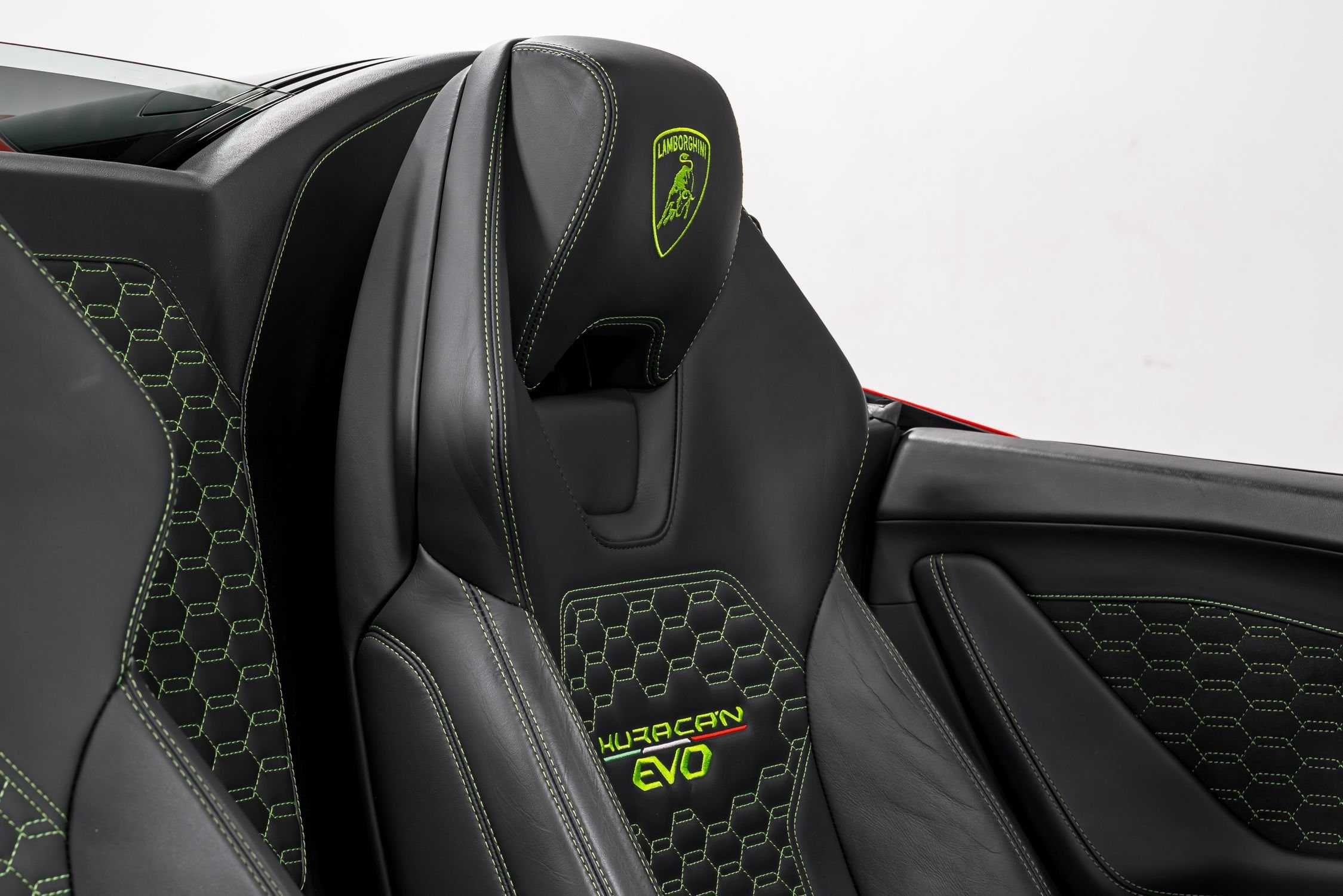 used 2023 Lamborghini Huracan EVO-2 Spyder car, priced at $314,999