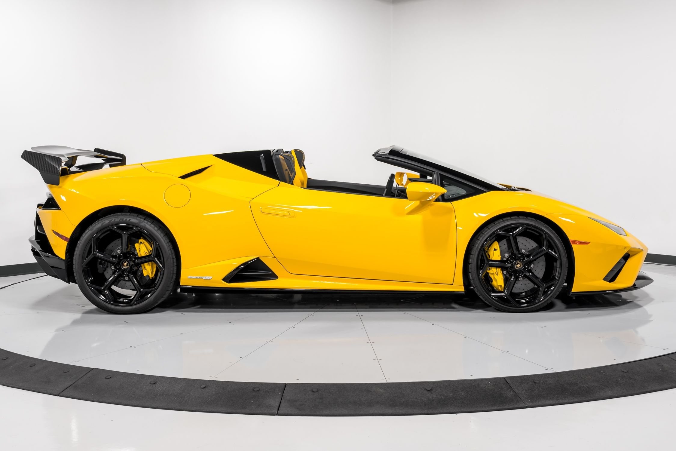 used 2023 Lamborghini Huracan EVO-2 Spyder car, priced at $319,999