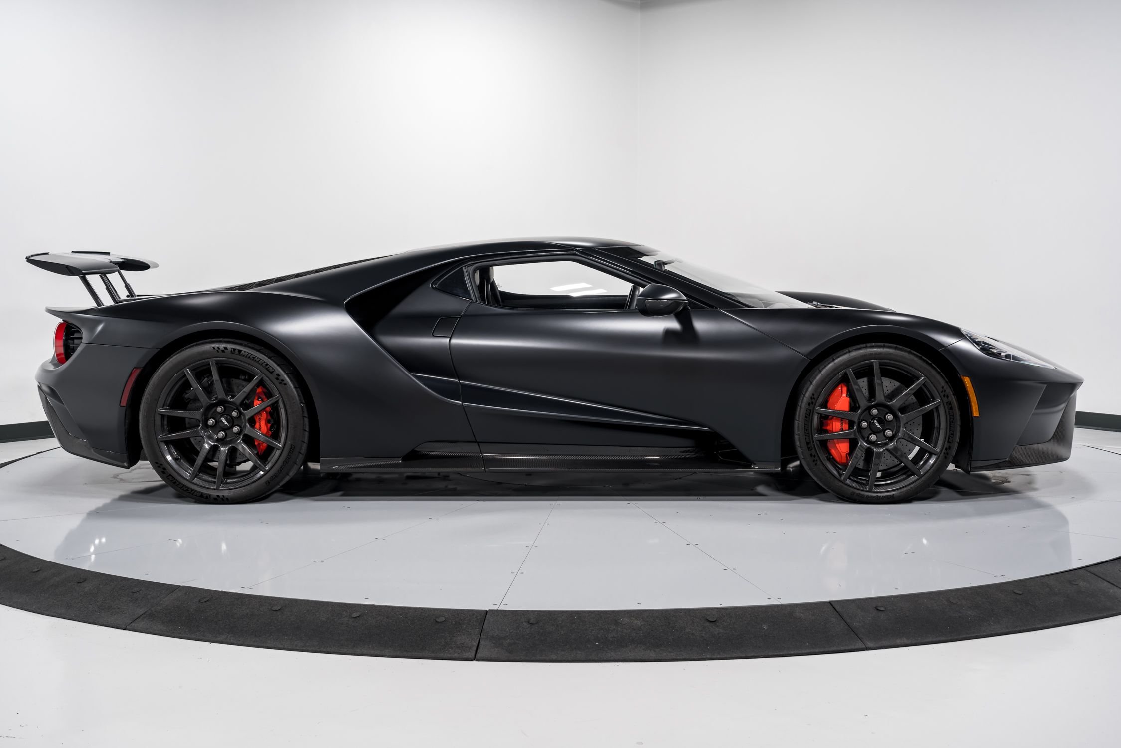 used 2018 Ford GT car, priced at $949,999