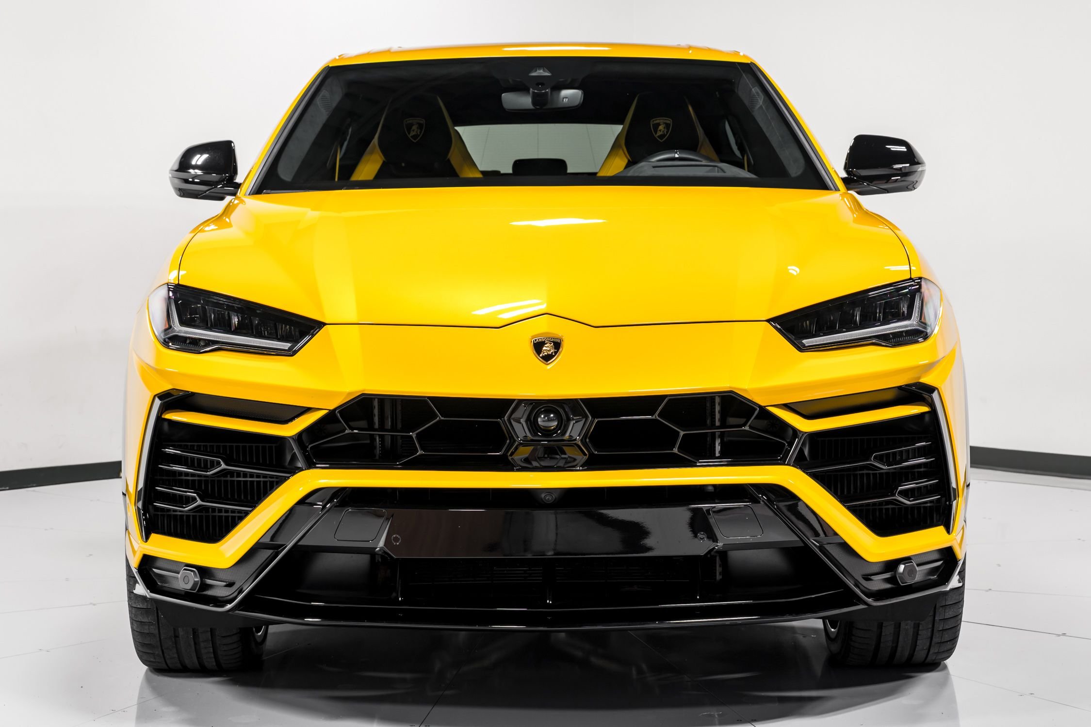 used 2022 Lamborghini Urus car, priced at $239,999