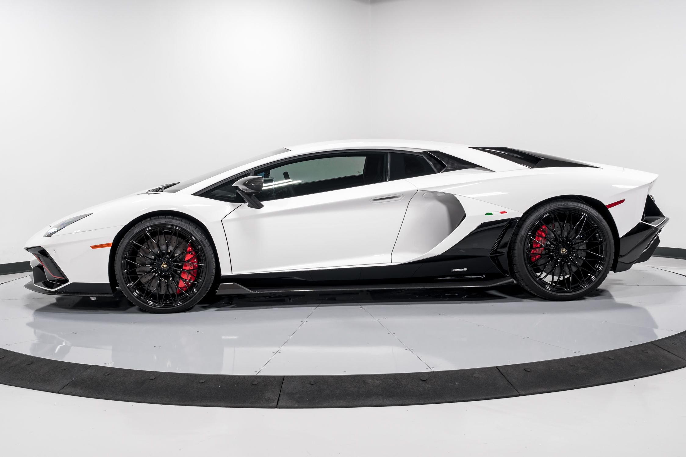 used 2022 Lamborghini Aventador Ultimae car, priced at $669,999