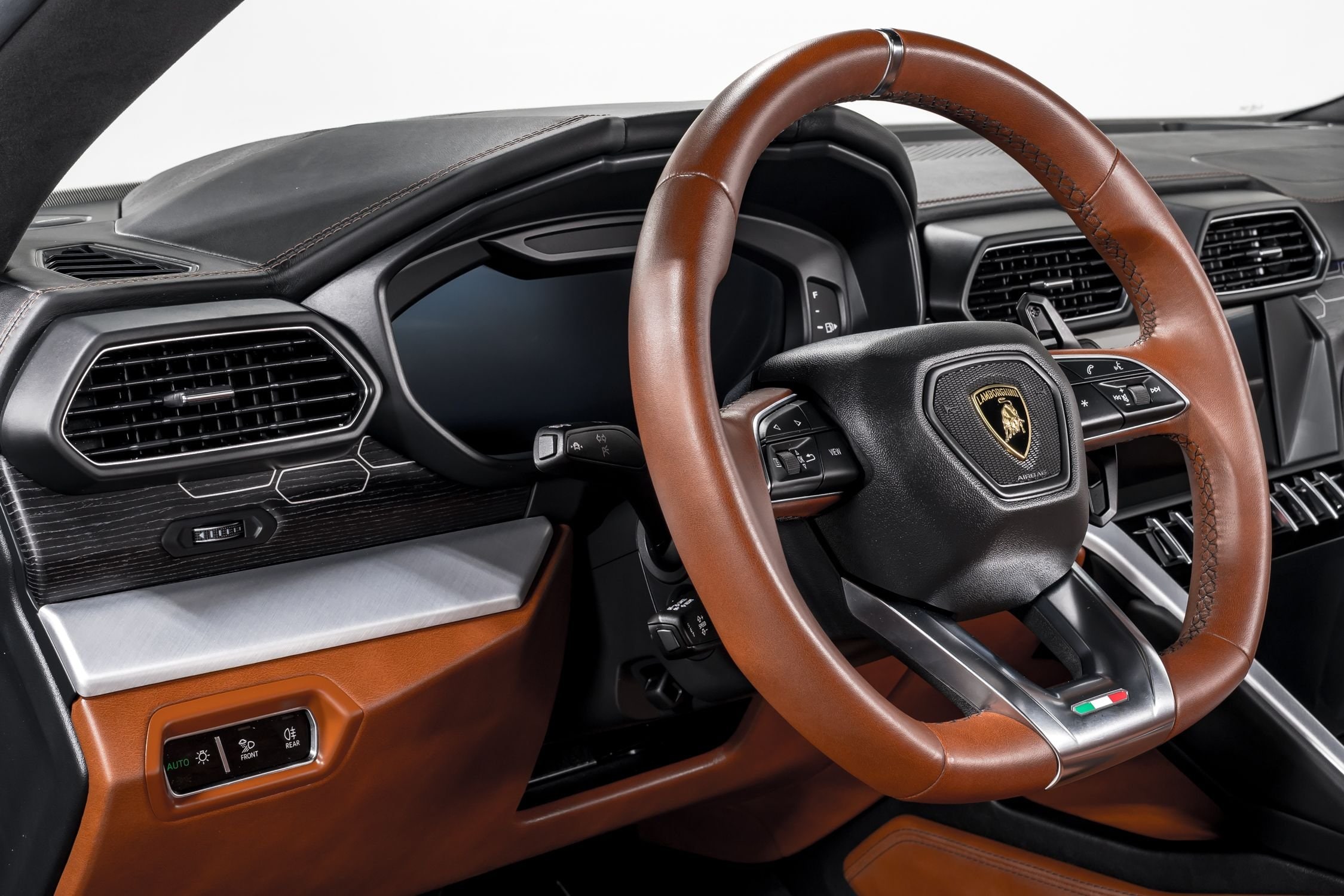 used 2019 Lamborghini Urus car, priced at $199,999
