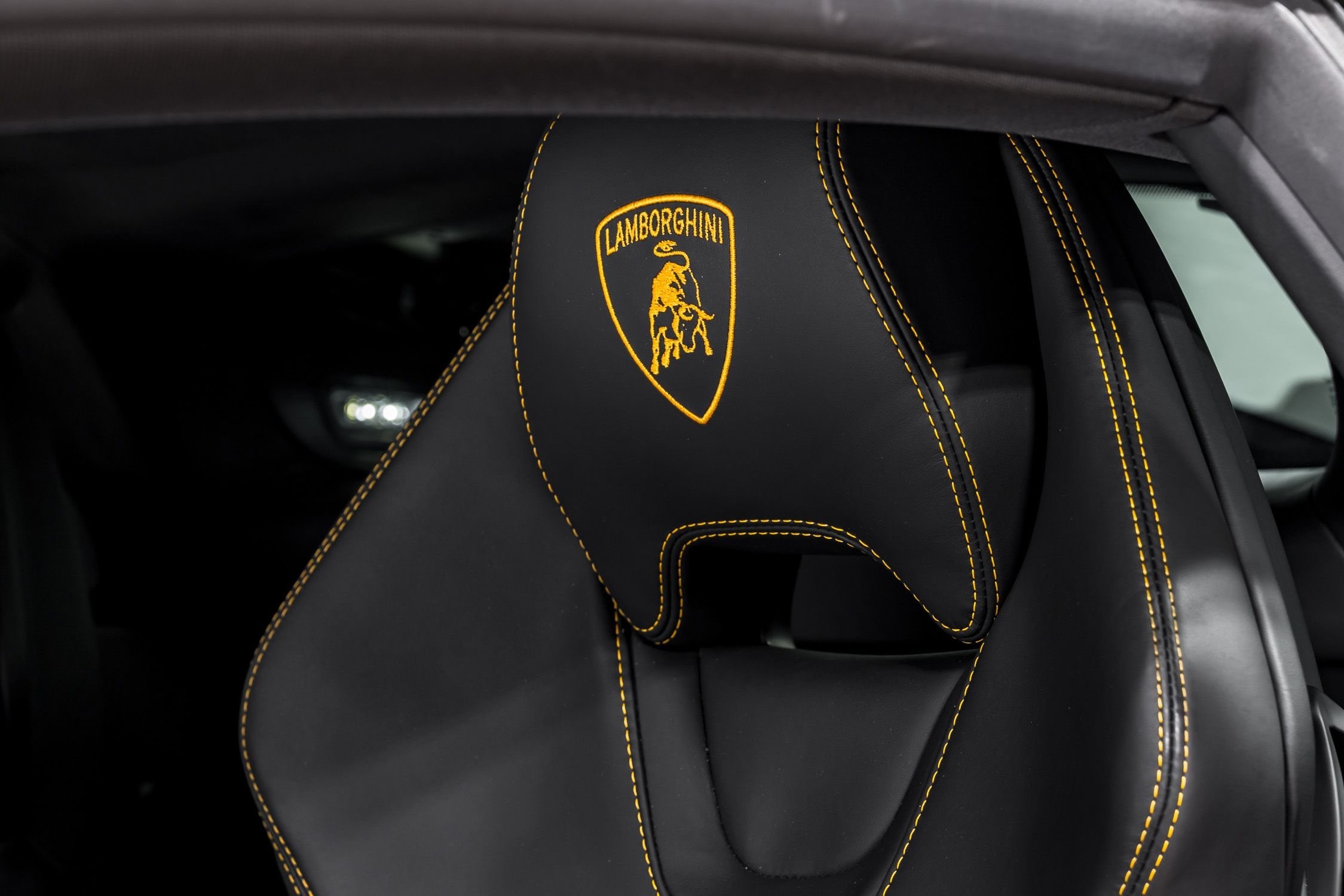 used 2022 Lamborghini Huracan EVO 2WD car, priced at $279,999