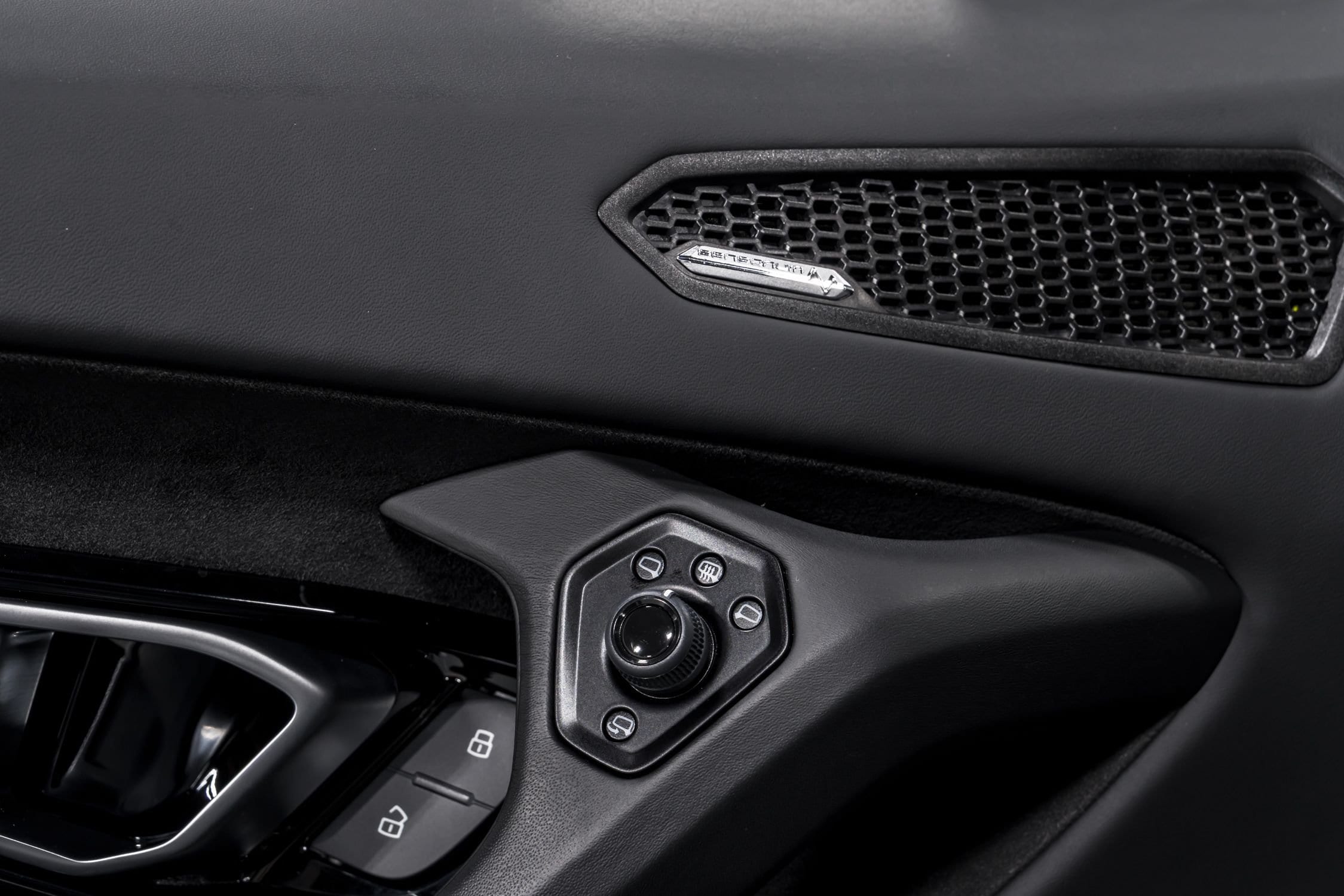used 2021 Lamborghini Huracan EVO Coupe RWD car, priced at $264,999