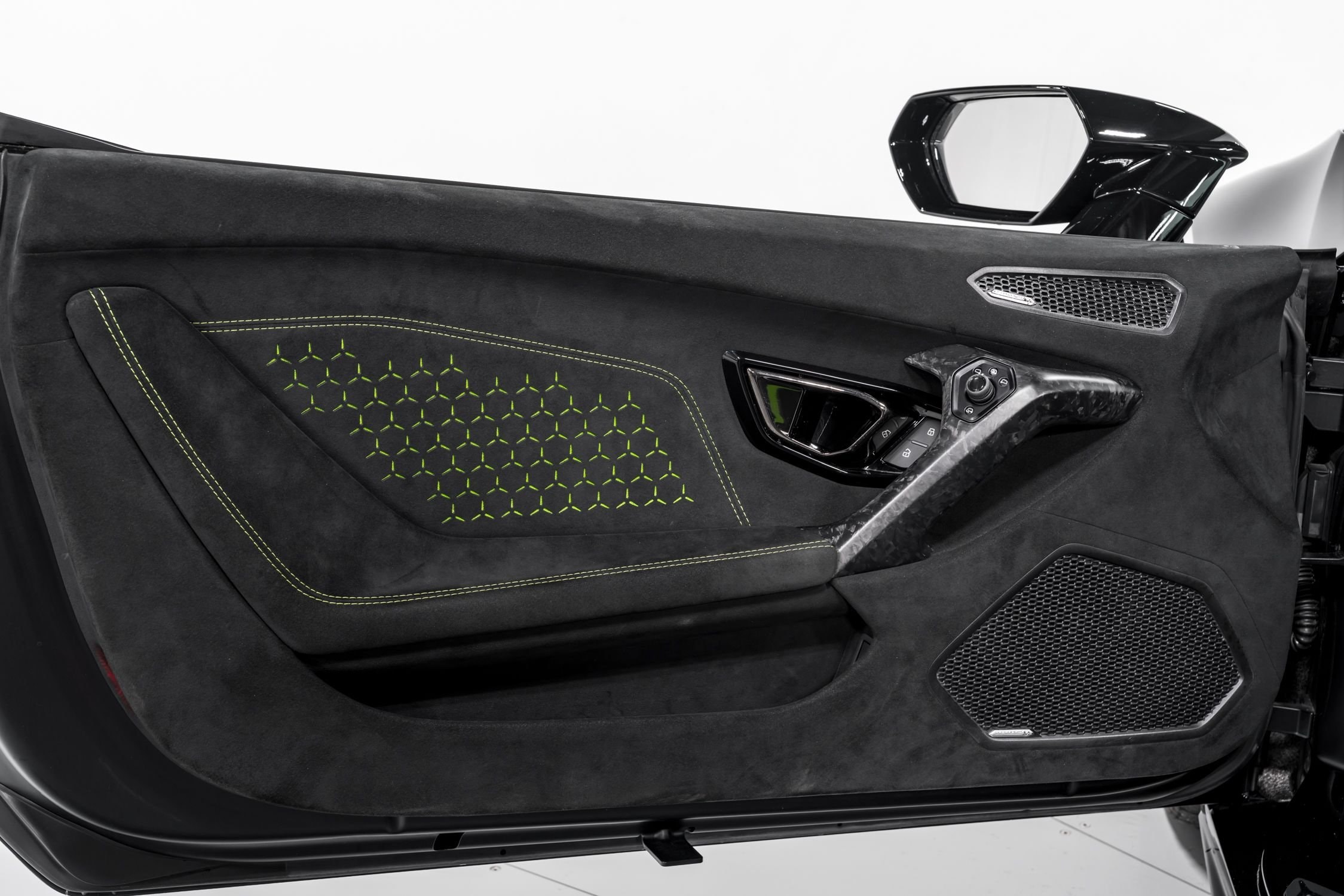 used 2019 Lamborghini Huracan Performante Spyder car, priced at $339,999
