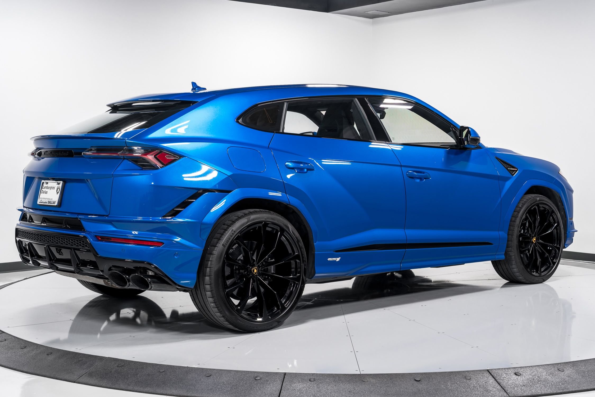 used 2024 Lamborghini Urus S car, priced at $259,999