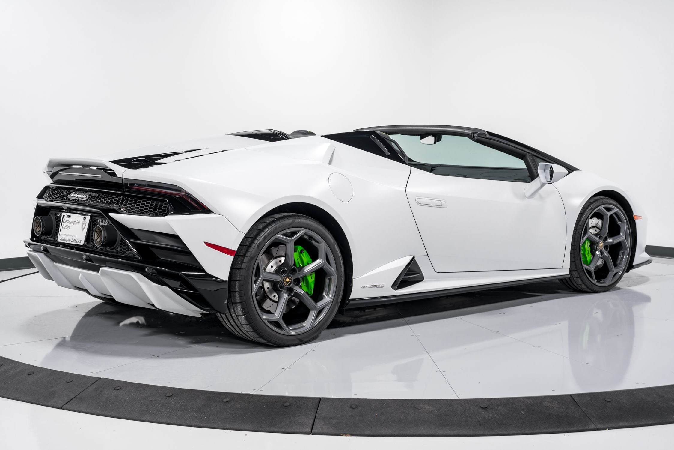 used 2022 Lamborghini Huracan EVO Spyder car, priced at $299,999