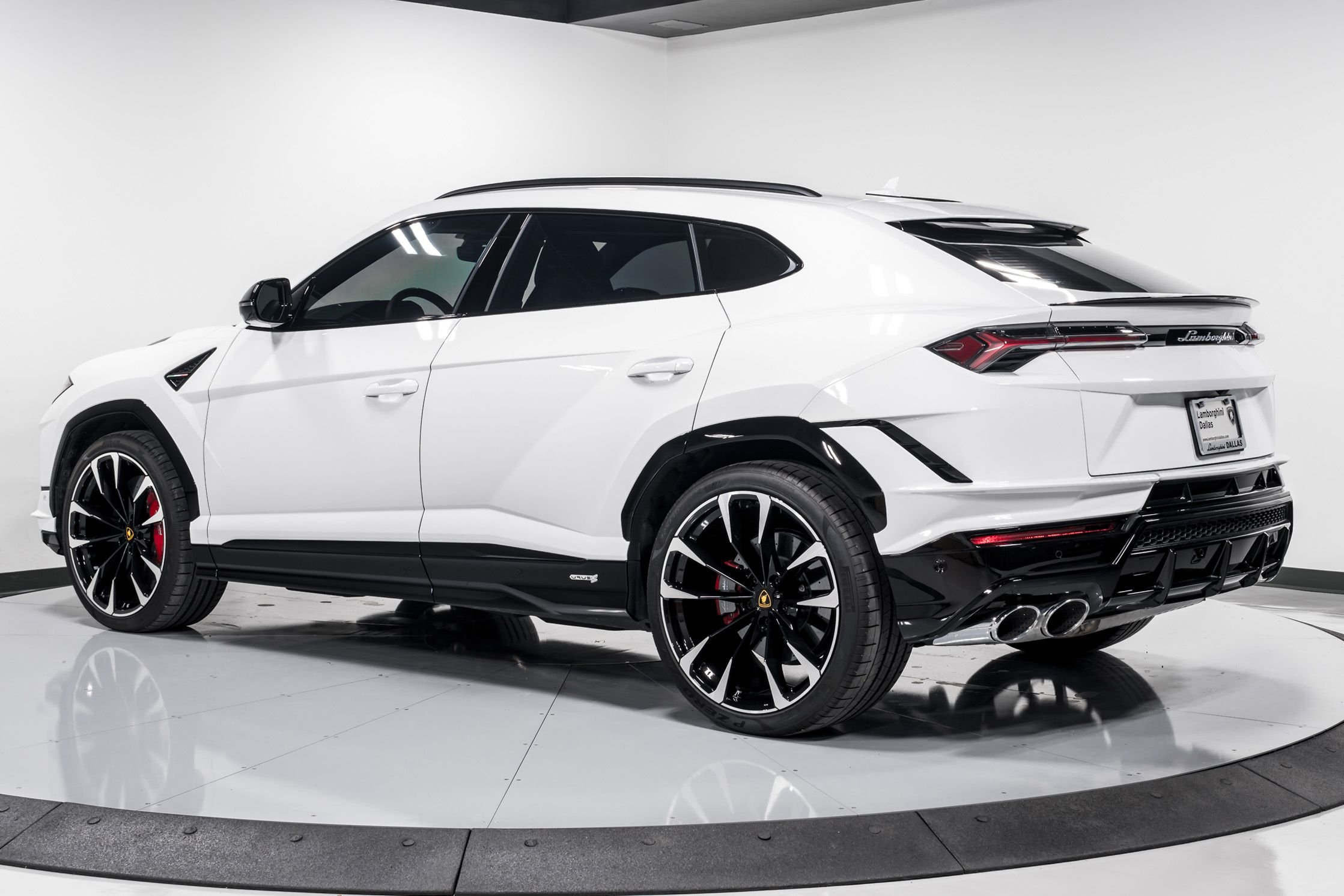 used 2024 Lamborghini Urus S car, priced at $279,999