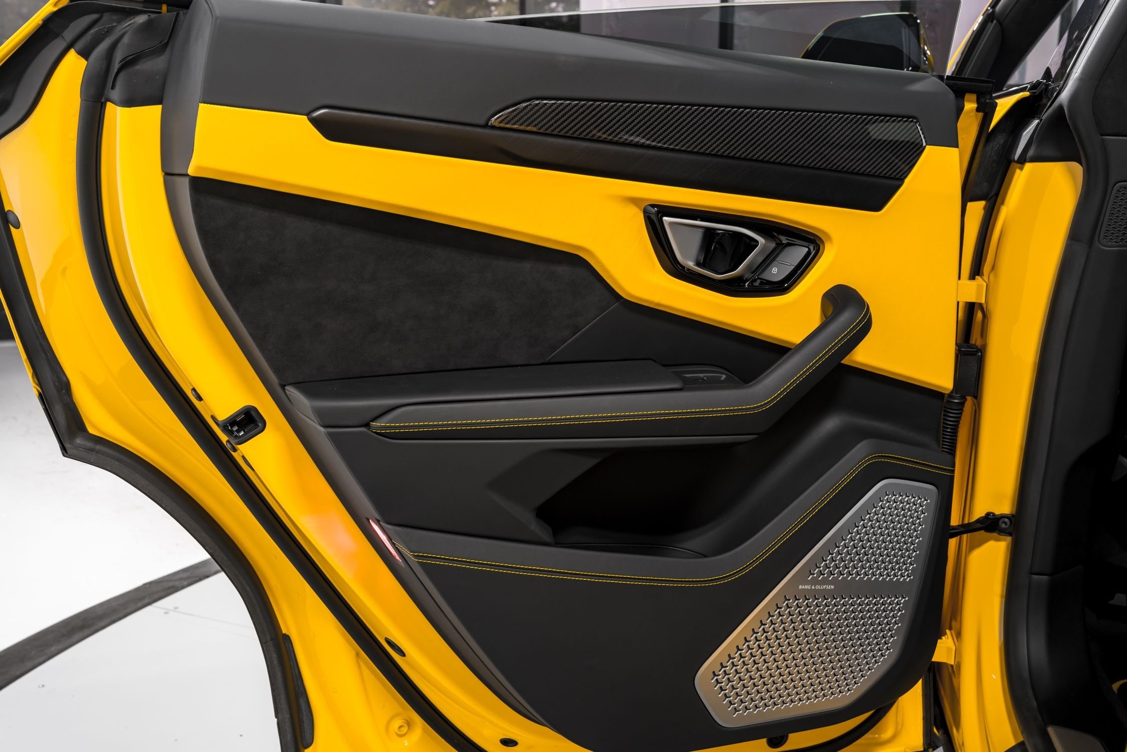 used 2023 Lamborghini Urus S car, priced at $249,999