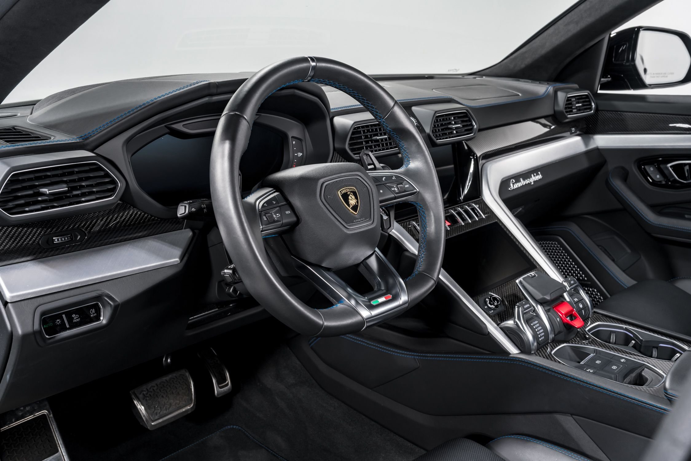 used 2020 Lamborghini Urus car, priced at $179,999