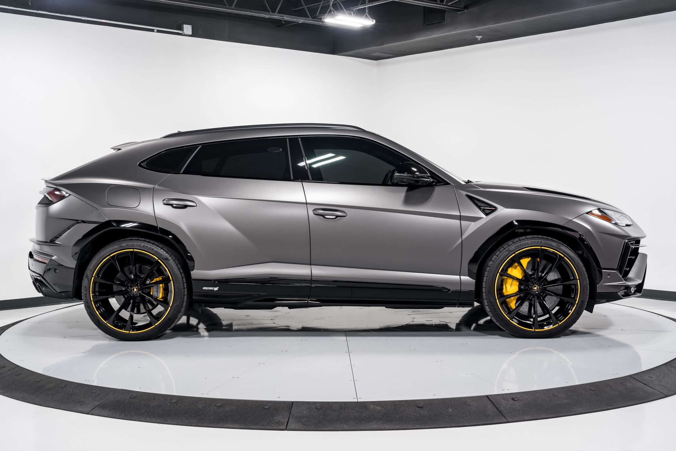 used 2023 Lamborghini Urus S car, priced at $264,999