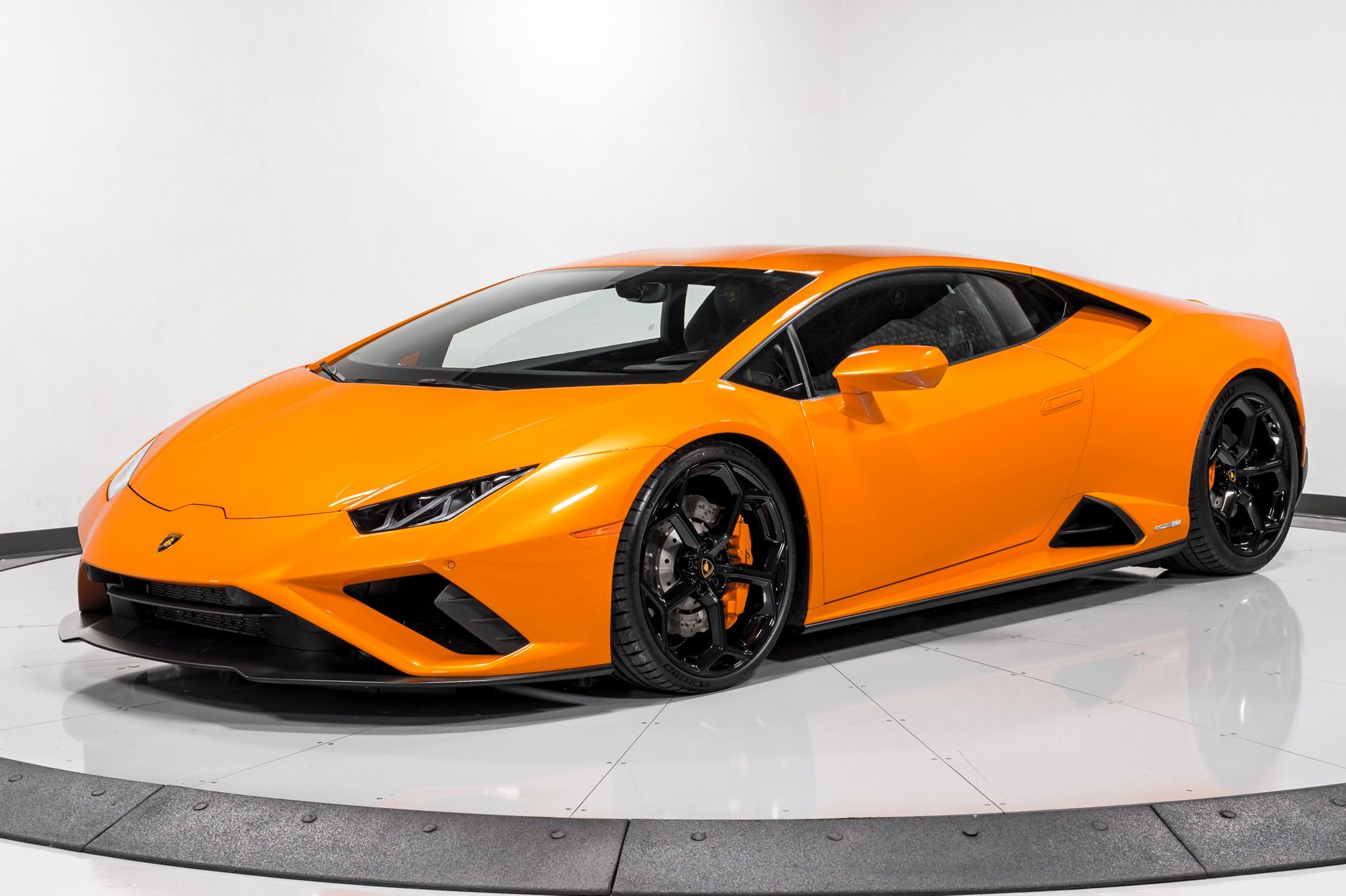 used 2022 Lamborghini Huracan EVO 2WD car, priced at $279,999